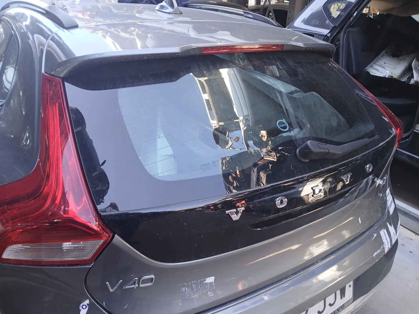 Porton Trasero para Volvo V40 Hatchback (525)