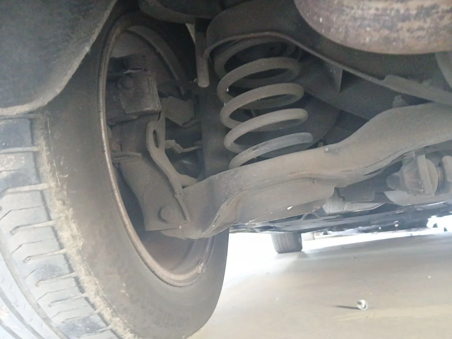 Puente Trasero para Volvo V40 Hatchback (525)