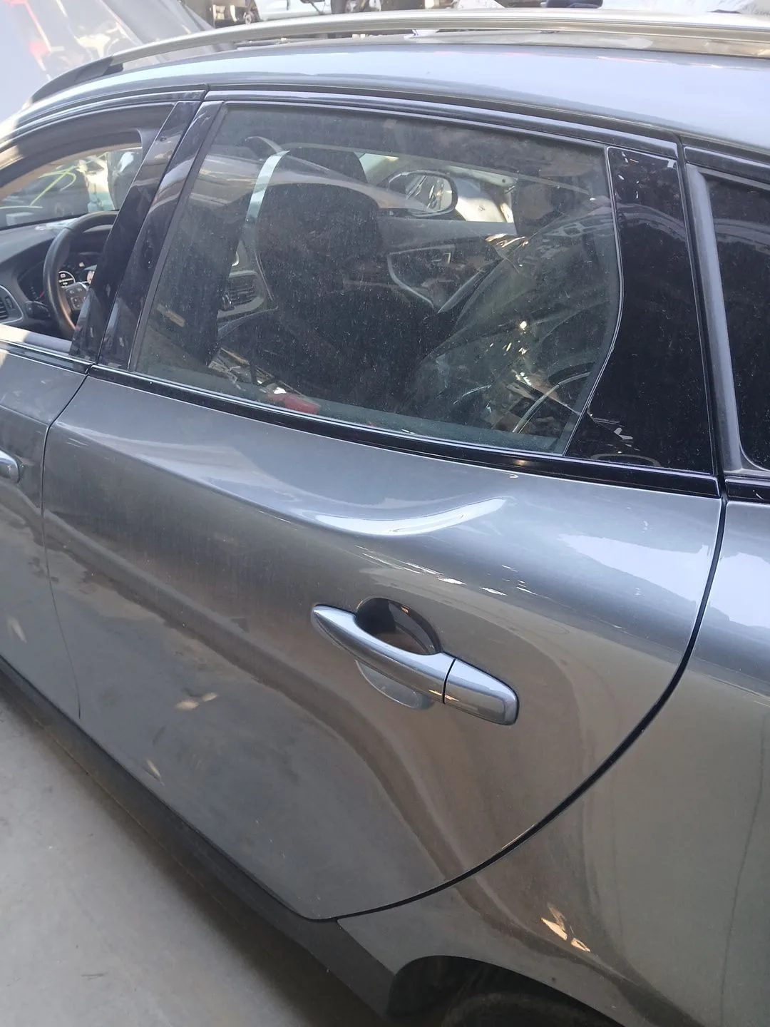Puerta Trasera Izquierda para Volvo V40 Hatchback (525)