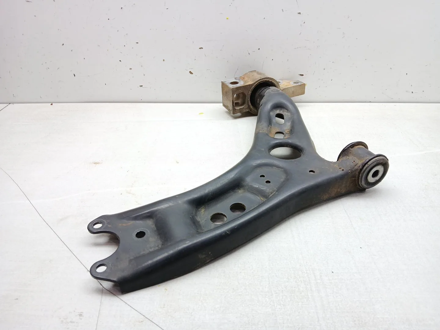 Brazo Suspension Inferior Delantero Derecho para Volkswagen Golf Vi (5K1)