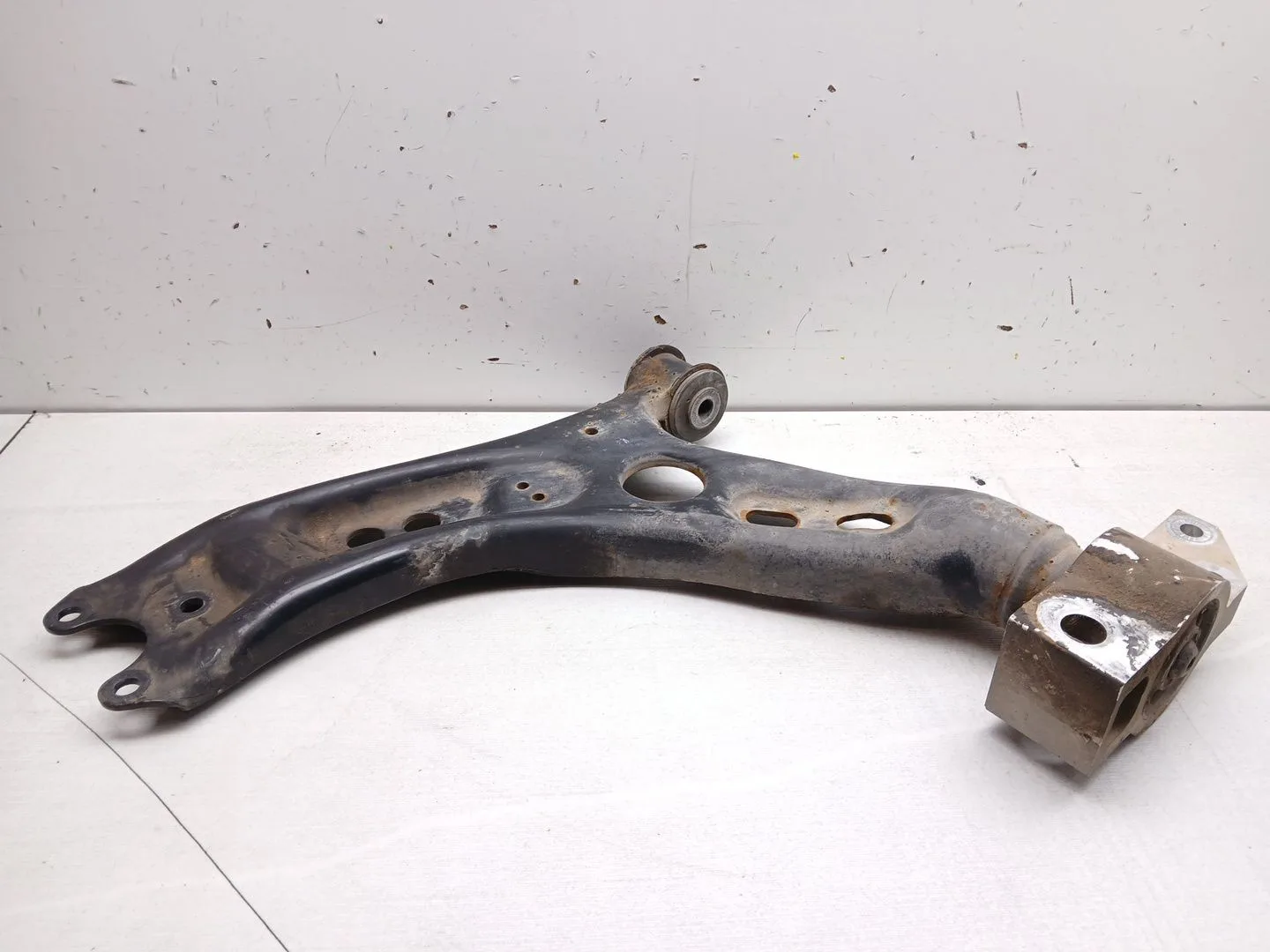 Brazo Suspension Inferior Delantero Izquierdo para Volkswagen Golf Vi (5K1)