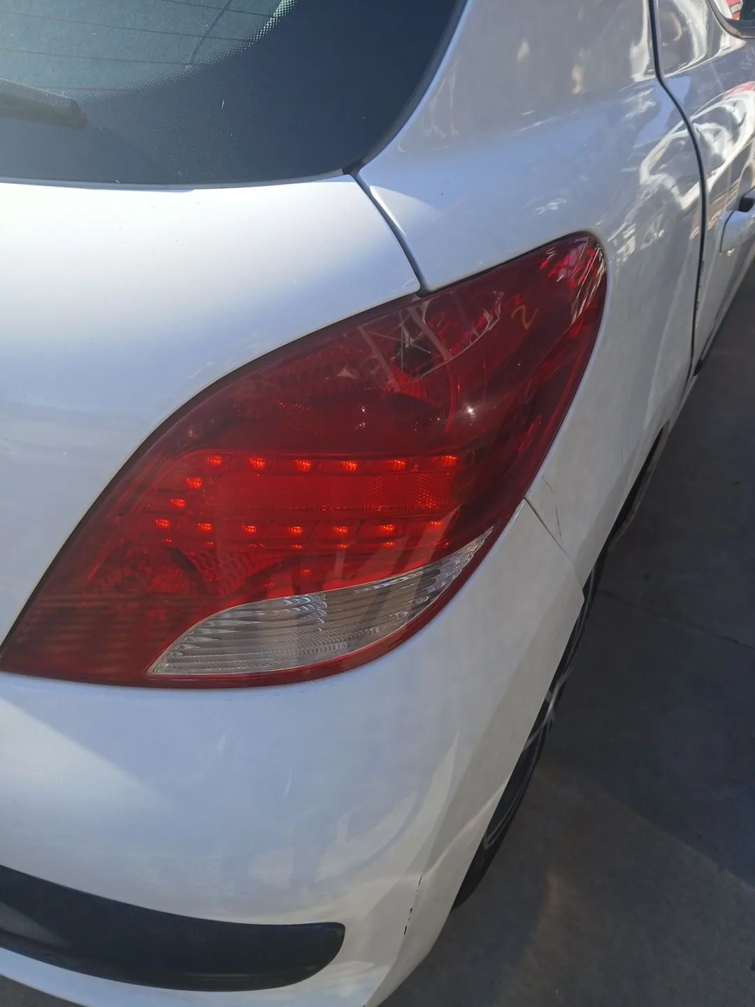 Piloto Trasero Derecho para Peugeot 207/207+ (Wa_, Wc_)