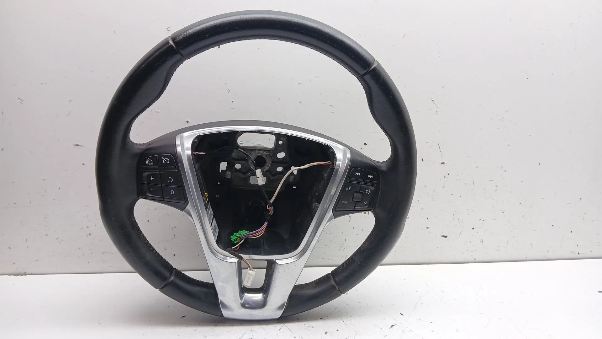 Volante para Volvo V40 Hatchback (525)
