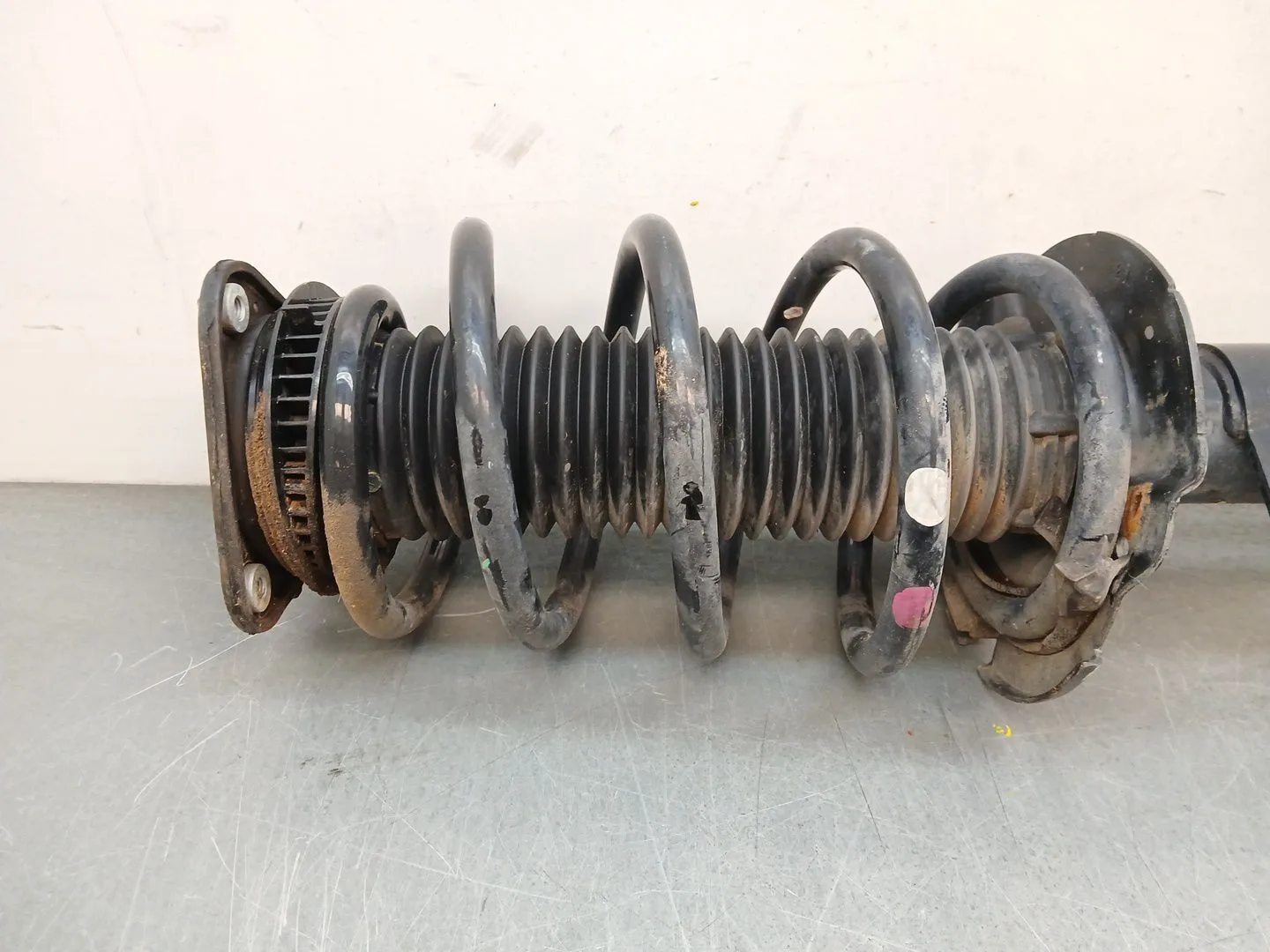 Amortiguador Delantero Izquierdo para Ford Kuga Ii (Dm2)