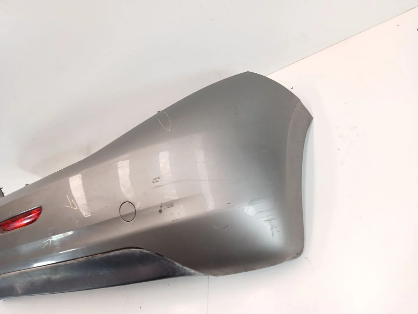 Paragolpes Trasero para Peugeot 208 I (Ca_, Cc_)