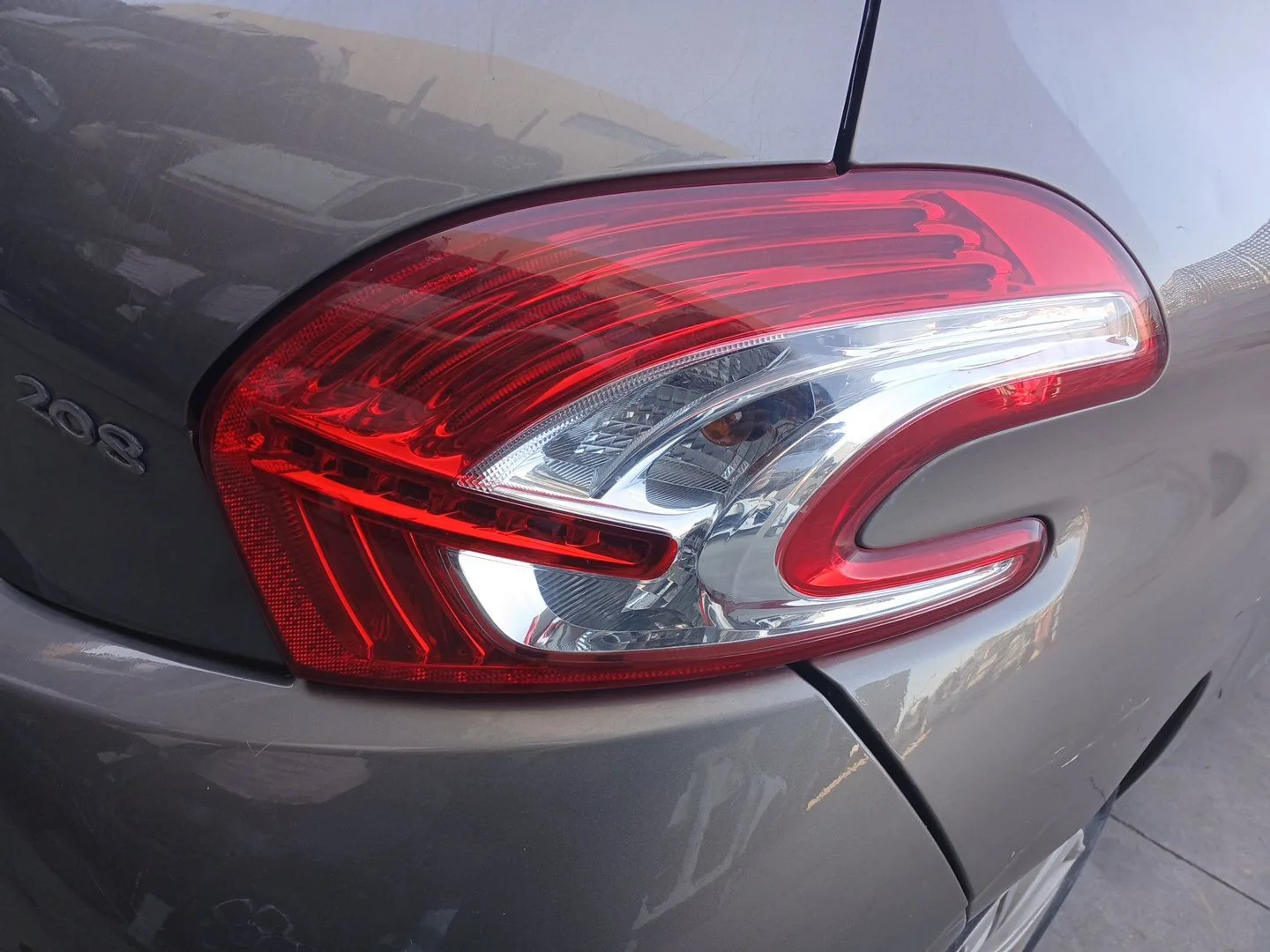 Piloto Trasero Derecho para Peugeot 208 I (Ca_, Cc_)