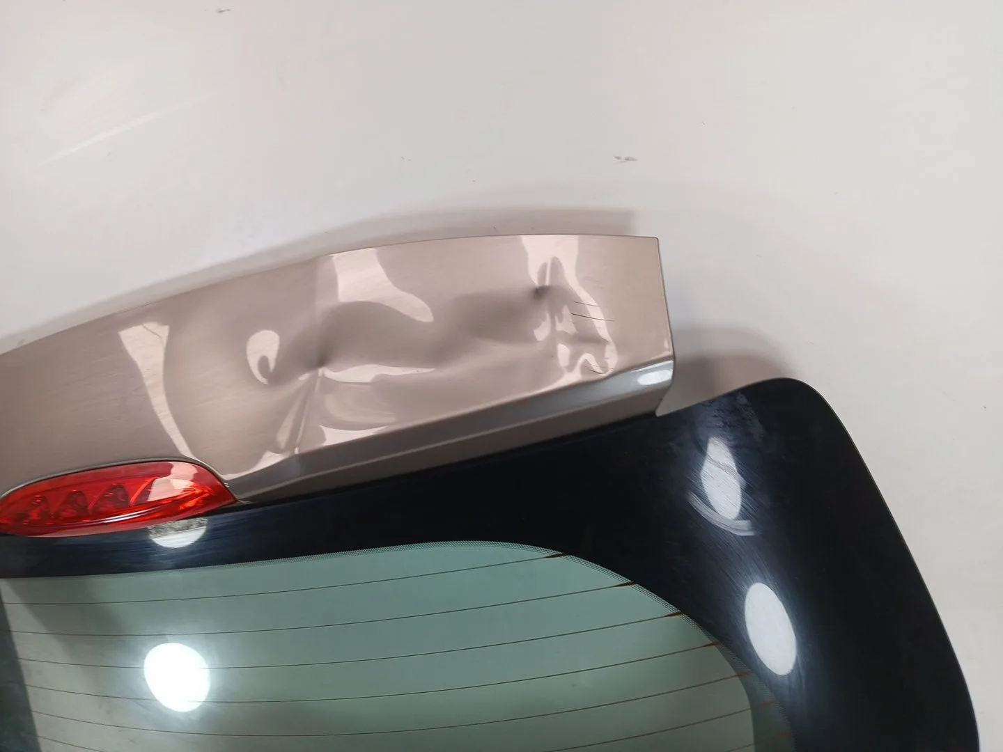 Porton Trasero para Peugeot 208 I (Ca_, Cc_)