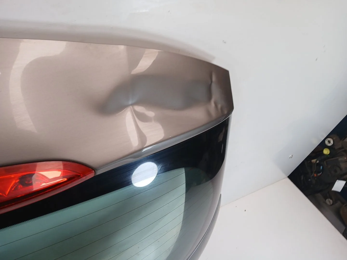 Porton Trasero para Peugeot 208 I (Ca_, Cc_)