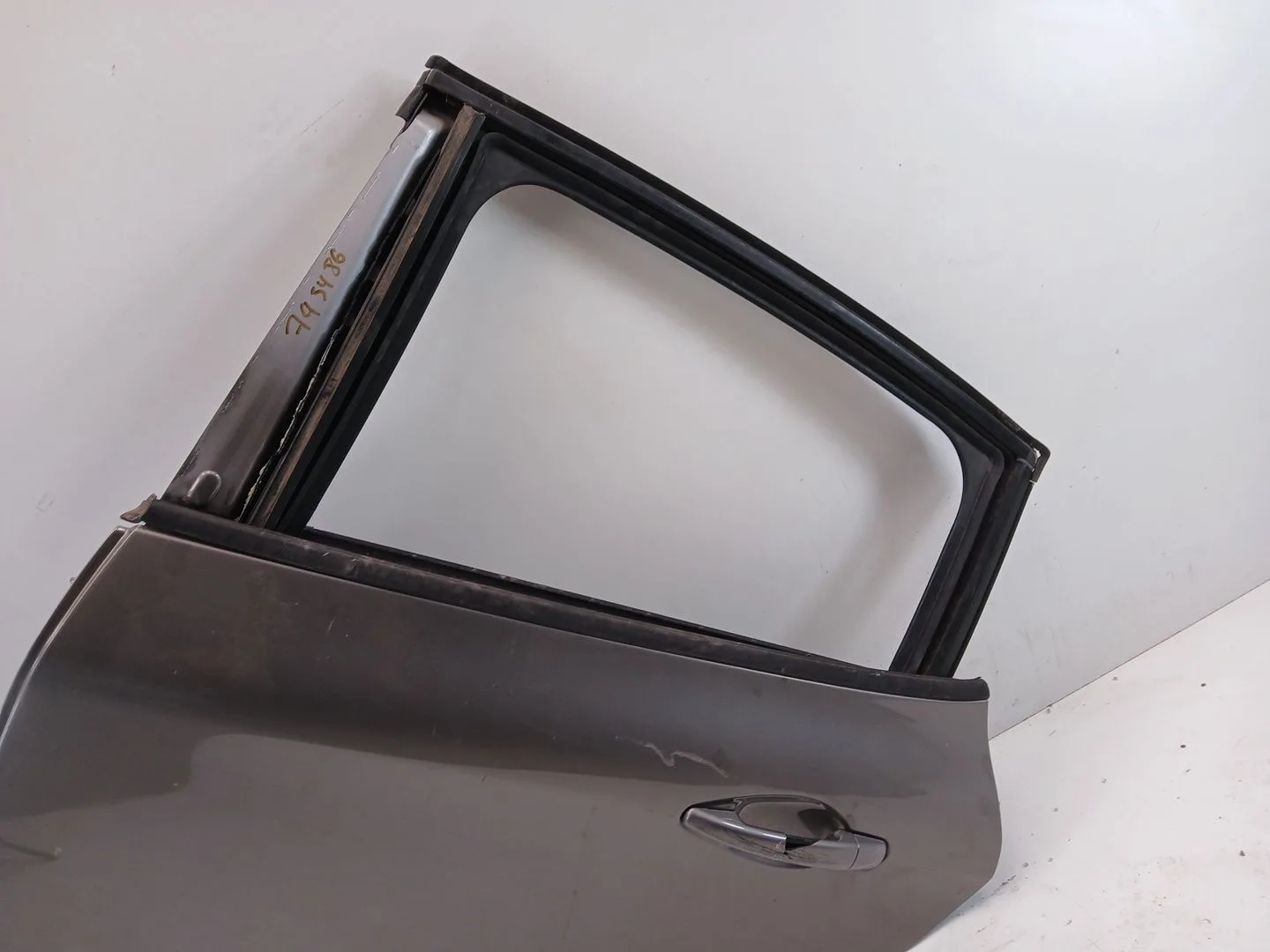 Puerta Trasera Izquierda para Peugeot 208 I (Ca_, Cc_)