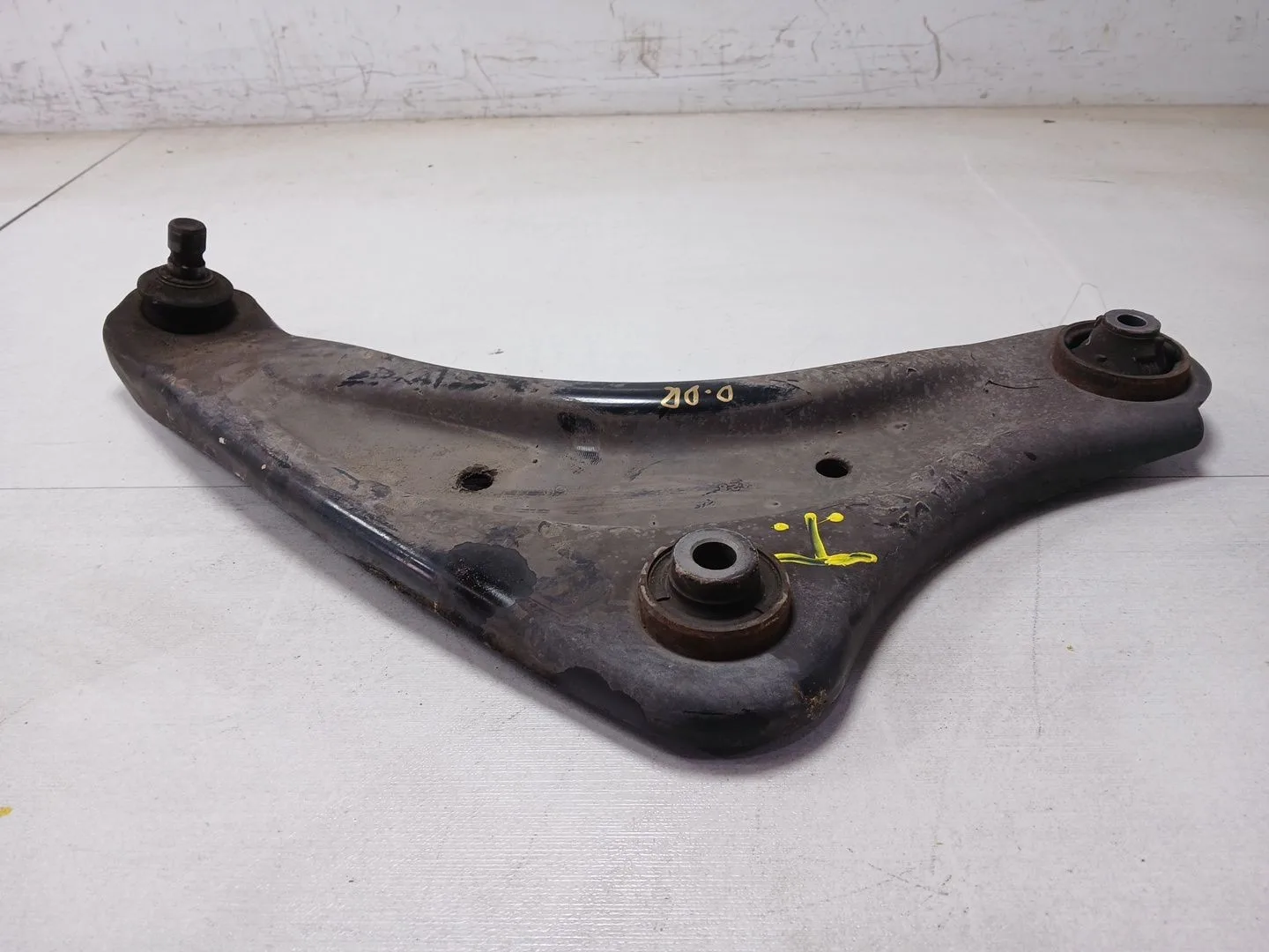 Brazo Suspension Inferior Delantero Derecho para Nissan Juke (F15)