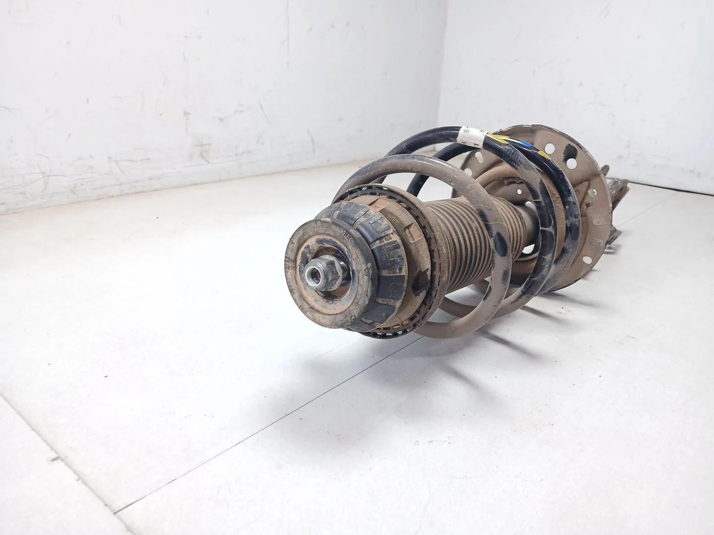 Amortiguador Delantero Derecho para Renault Arkana I (Lcm_, Ldn_)