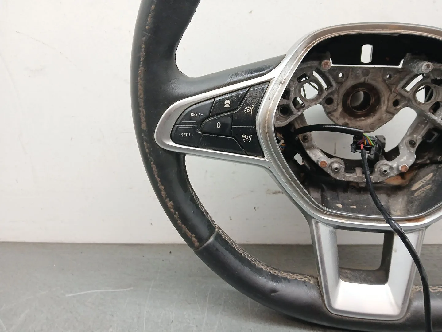 Volante para Renault Arkana I (Lcm_, Ldn_)