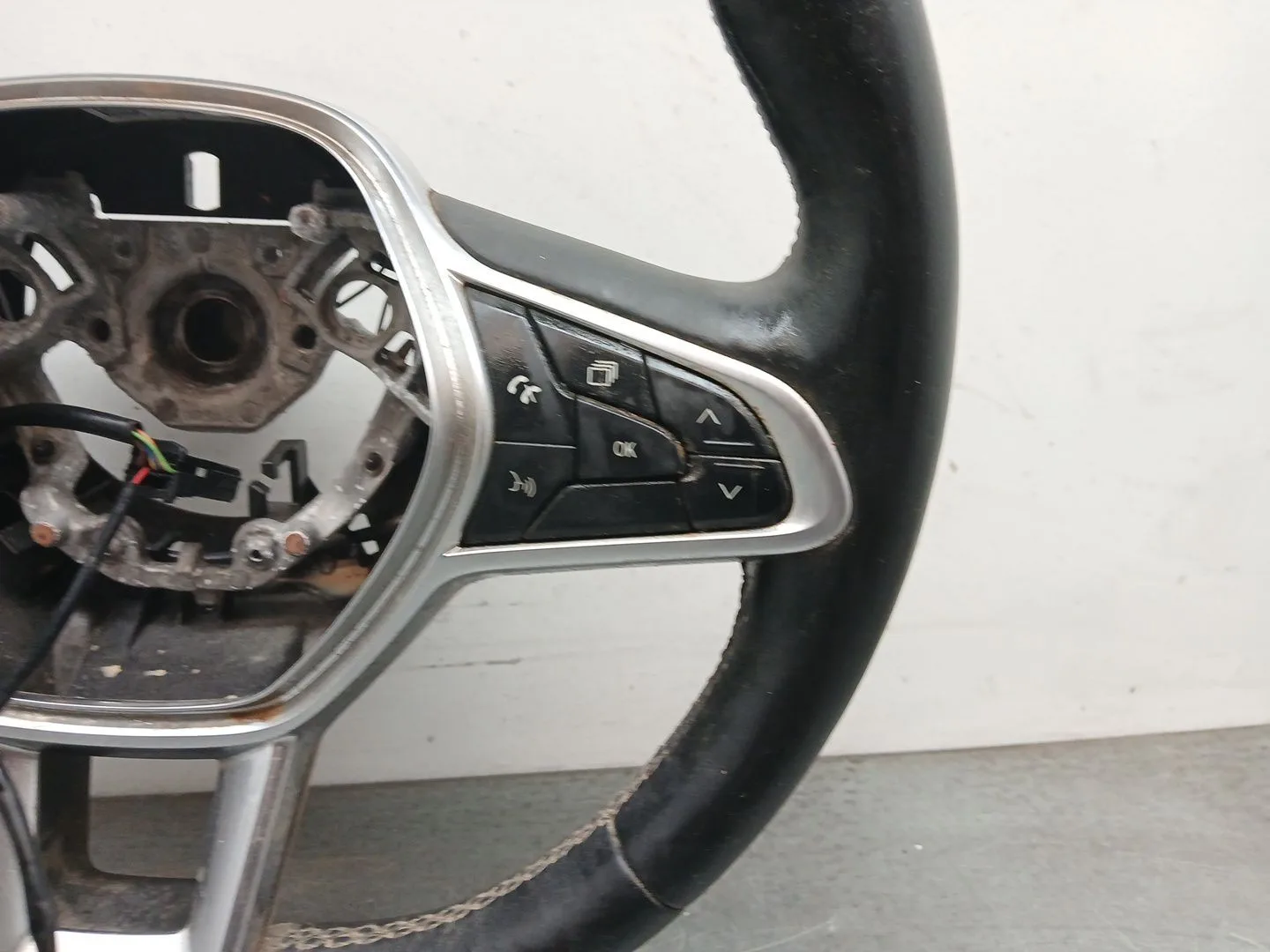 Volante para Renault Arkana I (Lcm_, Ldn_)