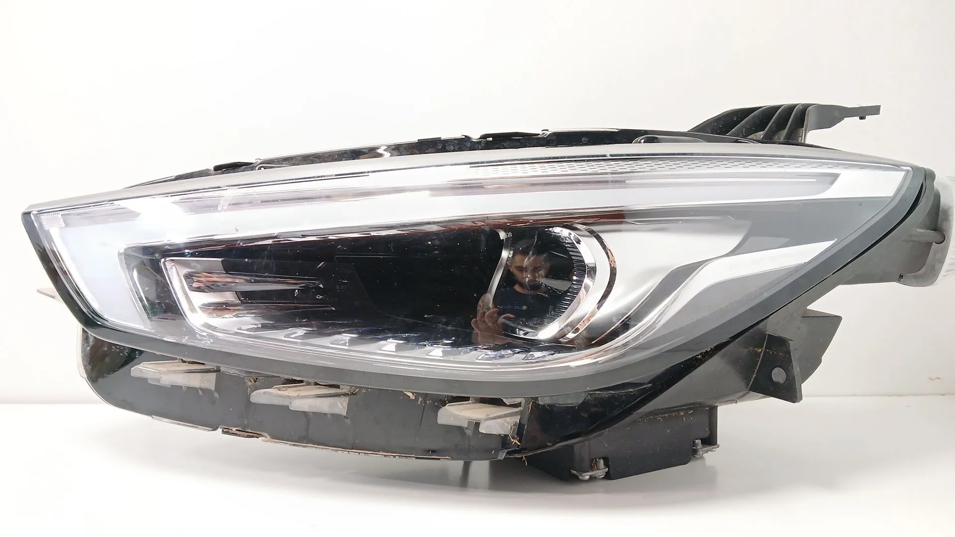 Faro Izquierdo para Mg Zs Suv (Azs1)