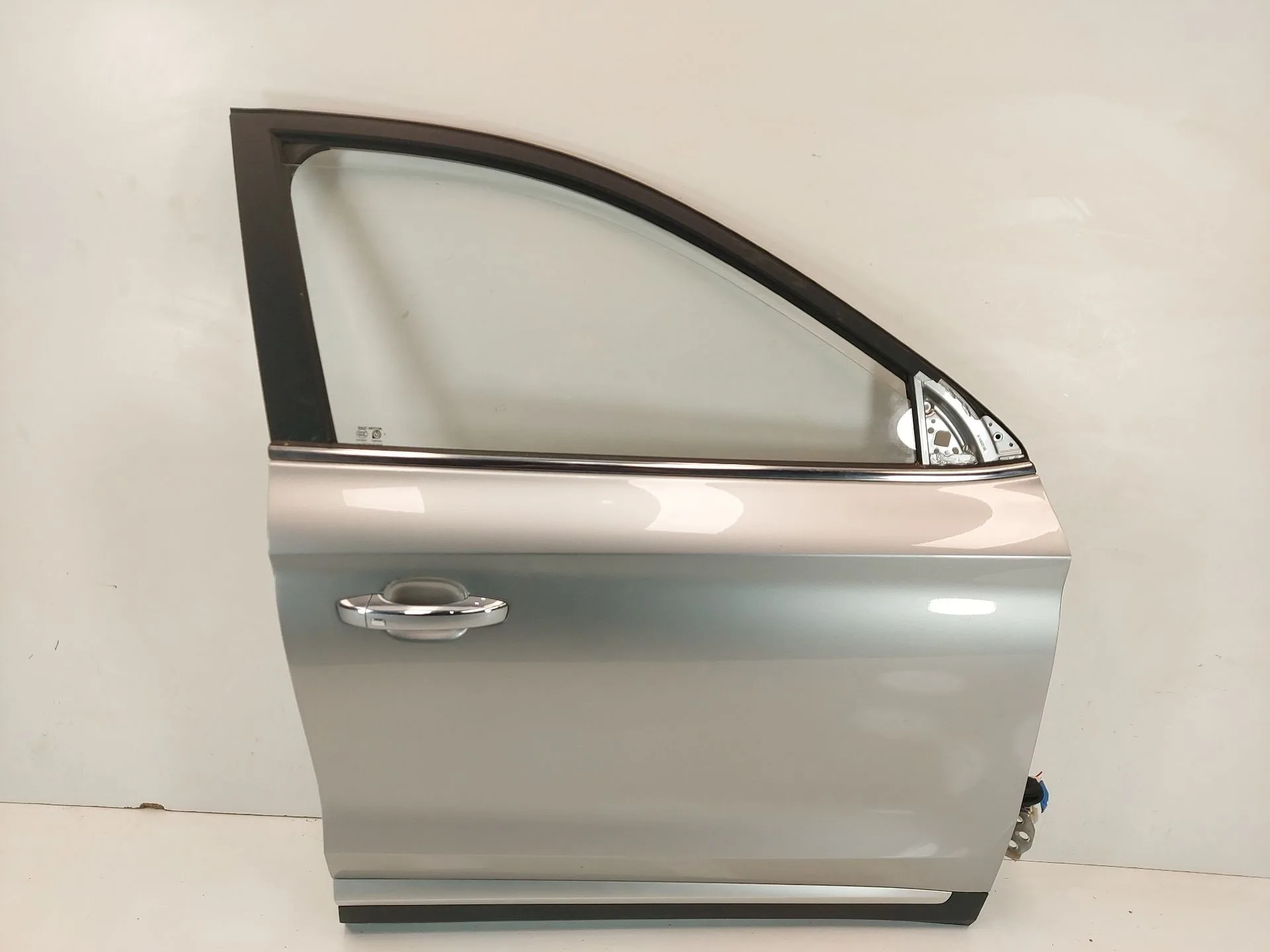 Puerta Delantera Derecha para Mg Zs Suv (Azs1)