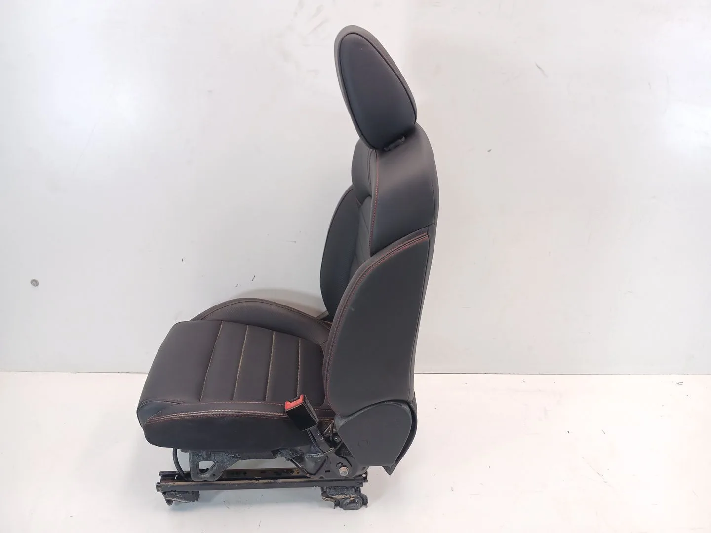 Asiento Delantero Derecho para Mg Zs Suv (Azs1)