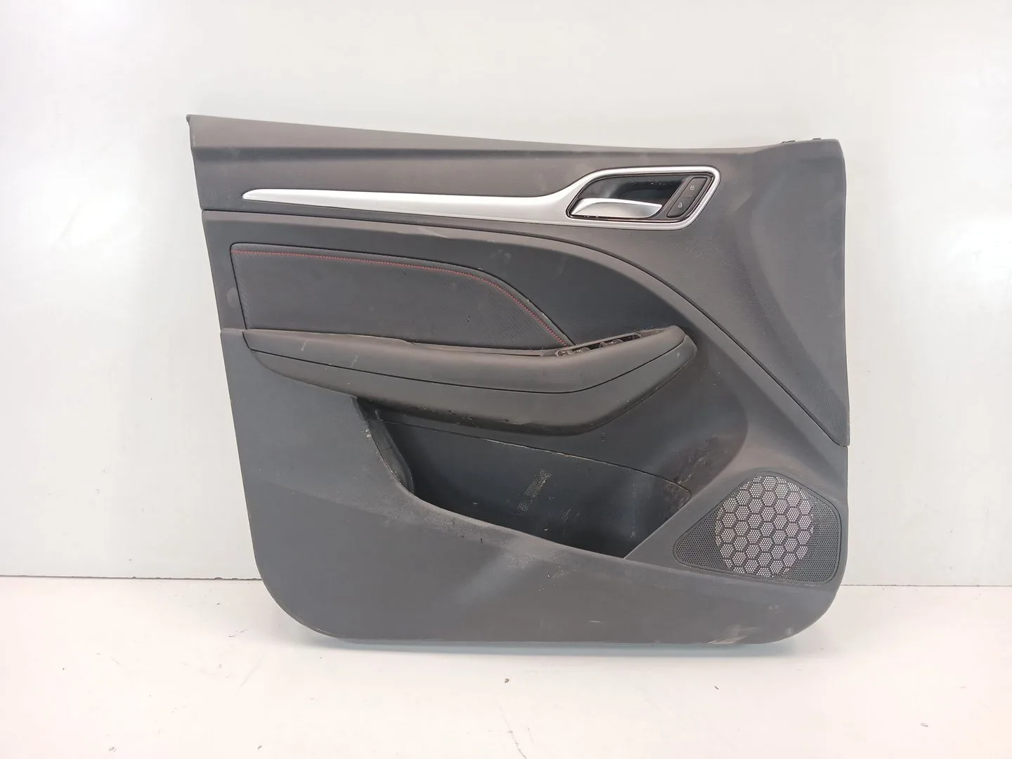 Guarnecido Puerta Delantera Izquierda para Mg Zs Suv (Azs1)
