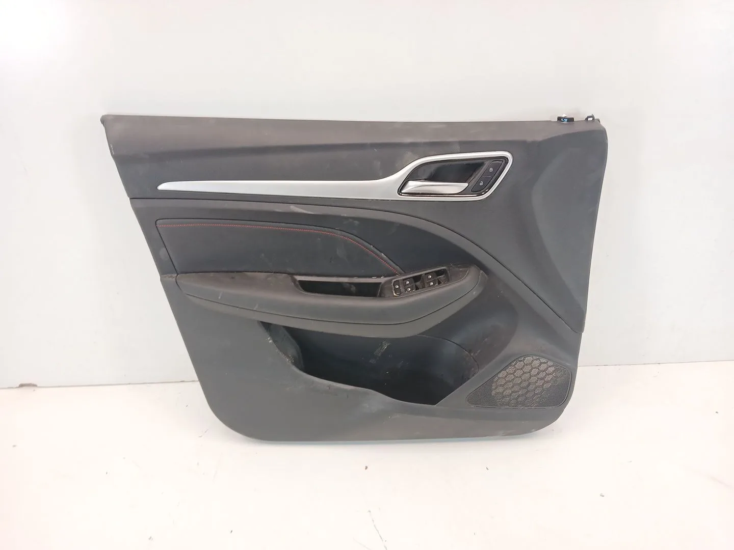 Guarnecido Puerta Delantera Izquierda para Mg Zs Suv (Azs1)