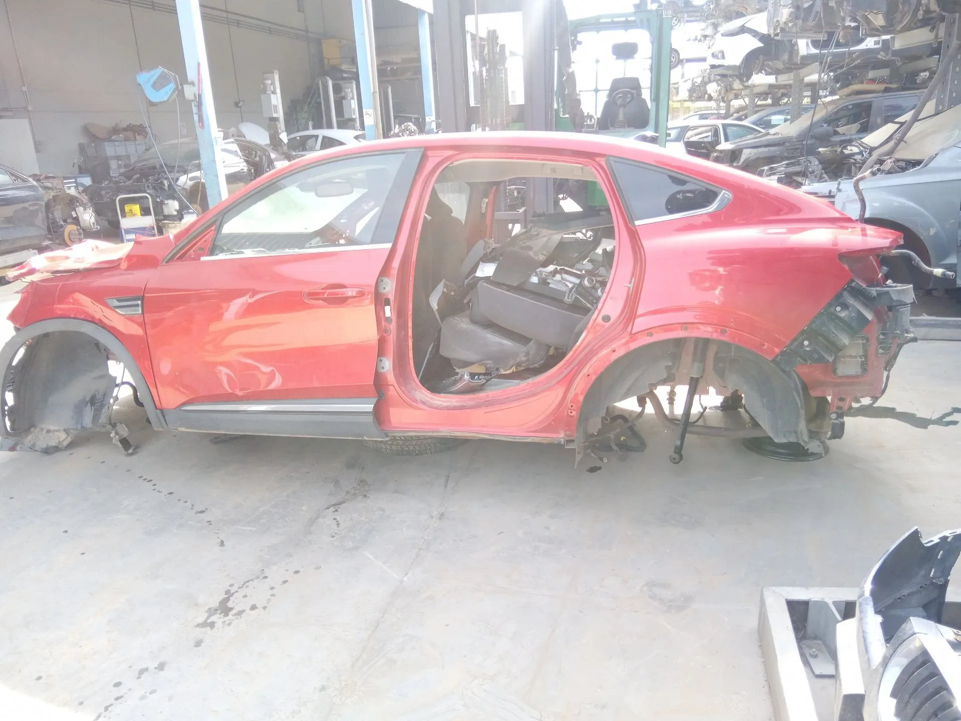 Carroceria para Renault Arkana I (Lcm_, Ldn_)