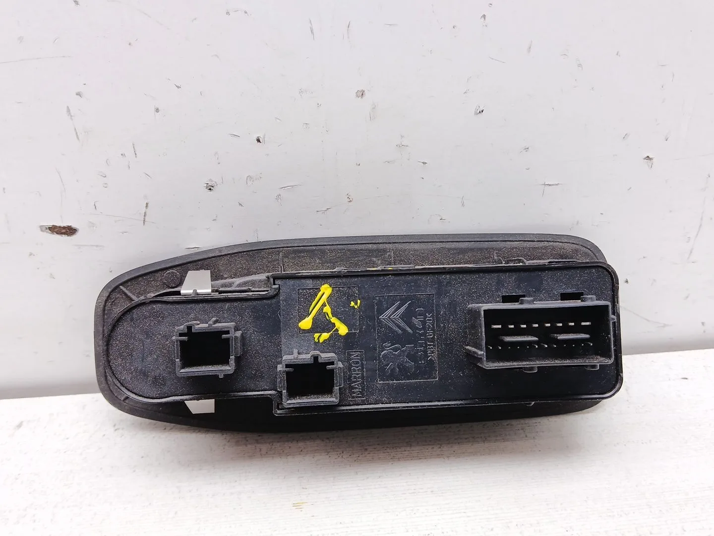 Mando Elevalunas Delantero Izquierdo para Peugeot 2008 I (Cu_)