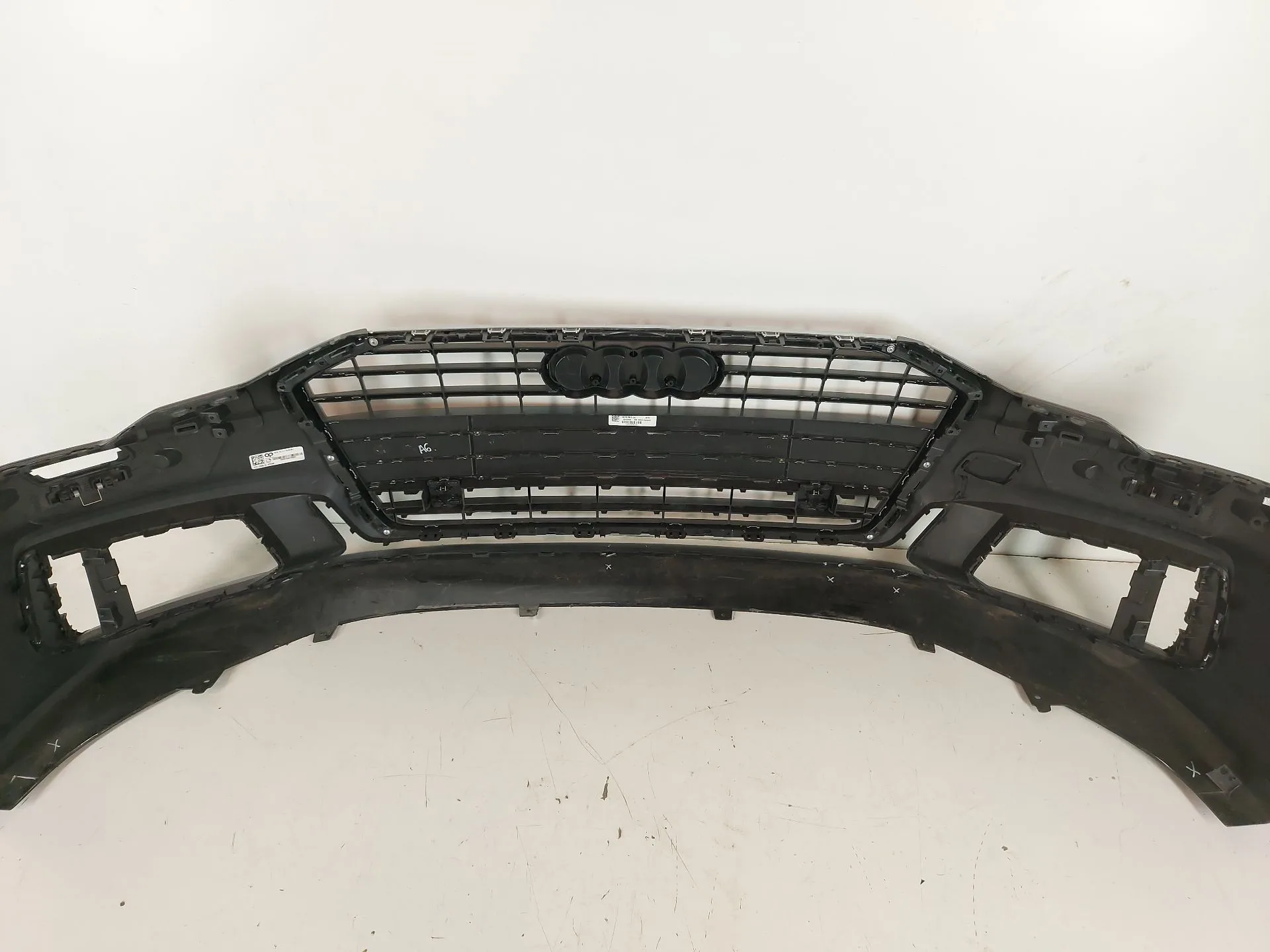 Paragolpes Delantero para Audi A6 C8 (4A2)