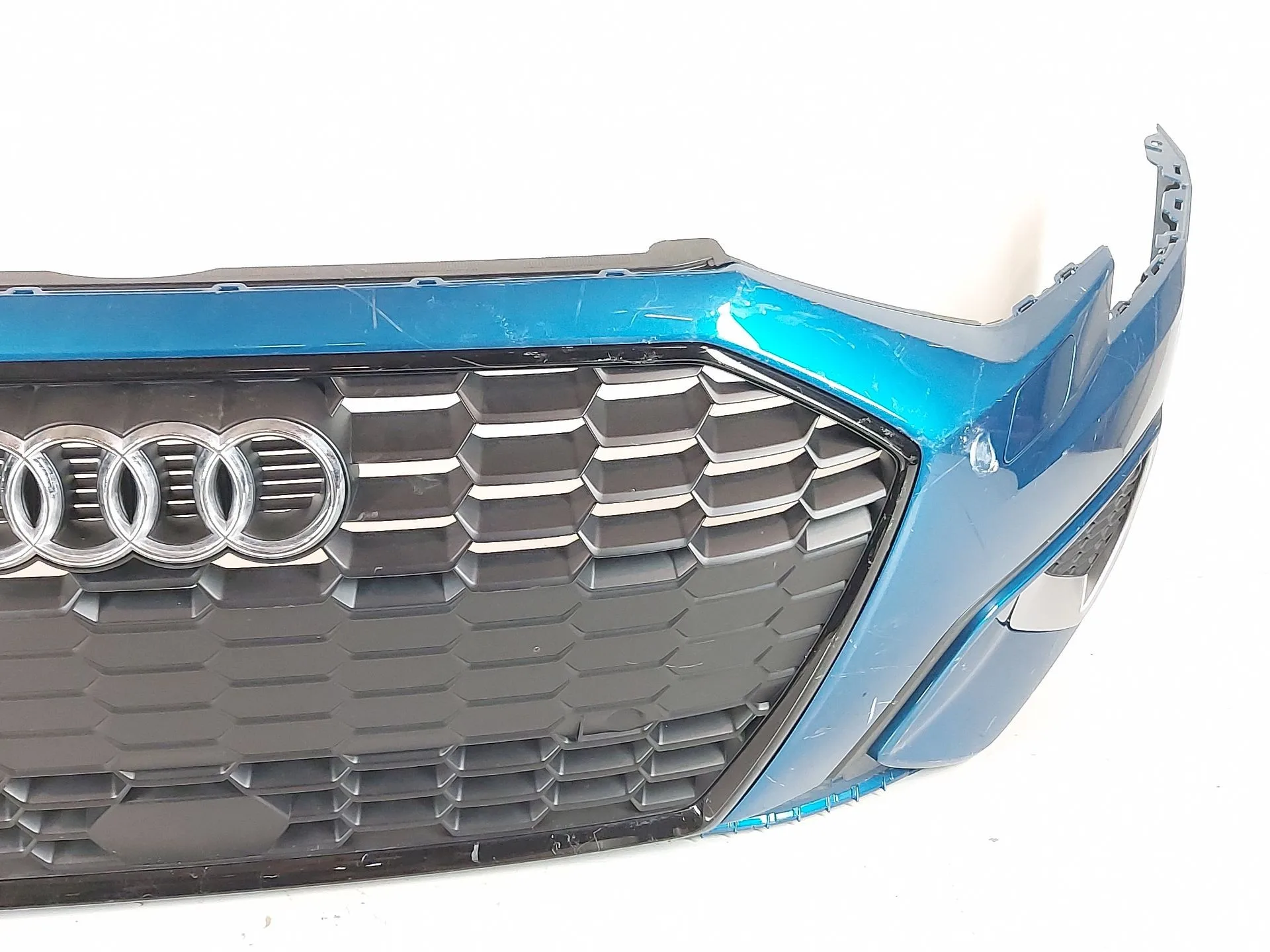 Paragolpes Delantero para Audi A3 Allstreet (8Yh)