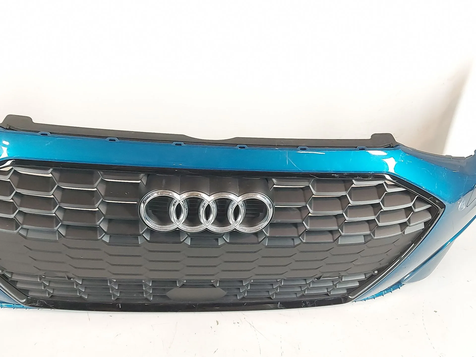 Paragolpes Delantero para Audi A3 Allstreet (8Yh)