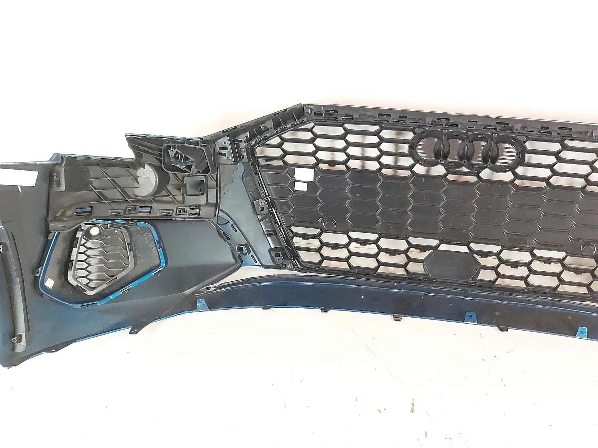 Paragolpes Delantero para Audi A3 Allstreet (8Yh)