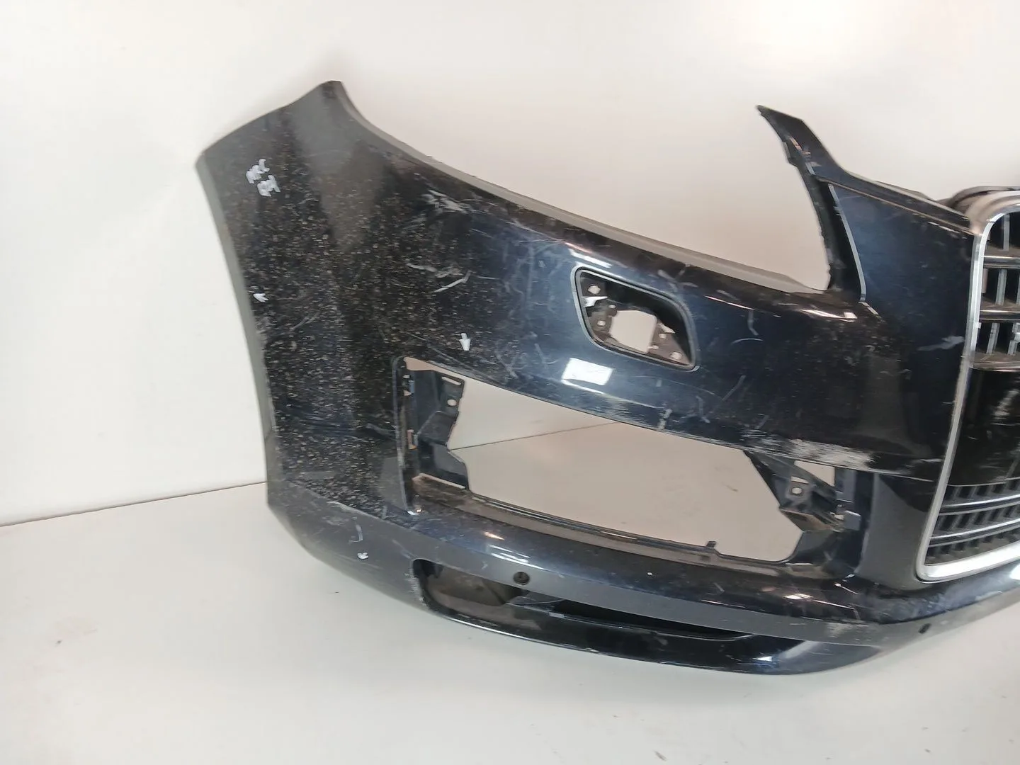Paragolpes Delantero para Audi Q7 (4Lb)