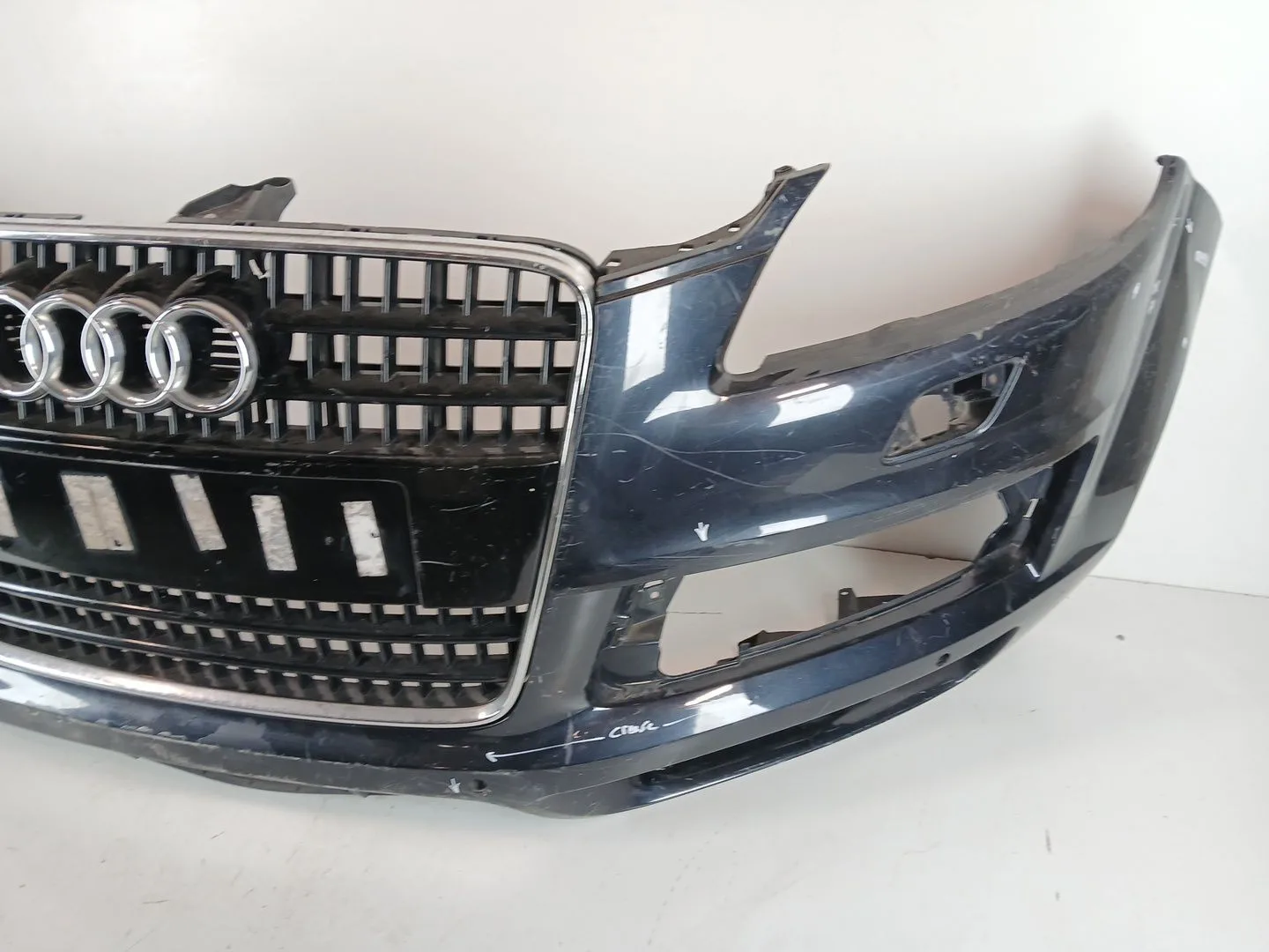 Paragolpes Delantero para Audi Q7 (4Lb)