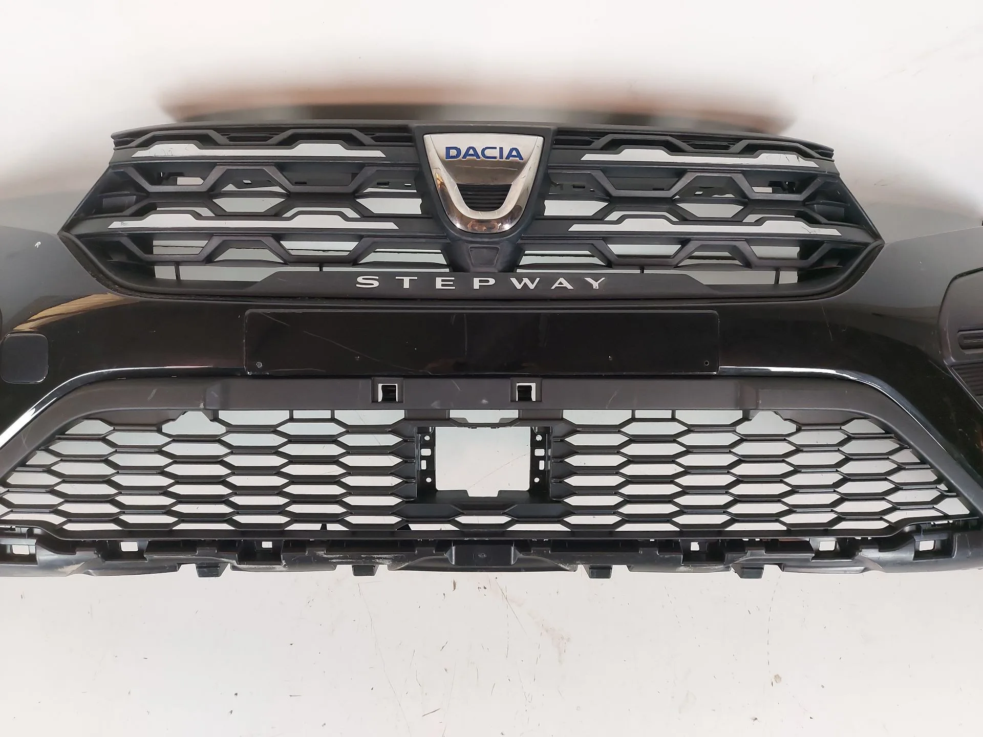 Paragolpes Delantero para Dacia Sandero Iii