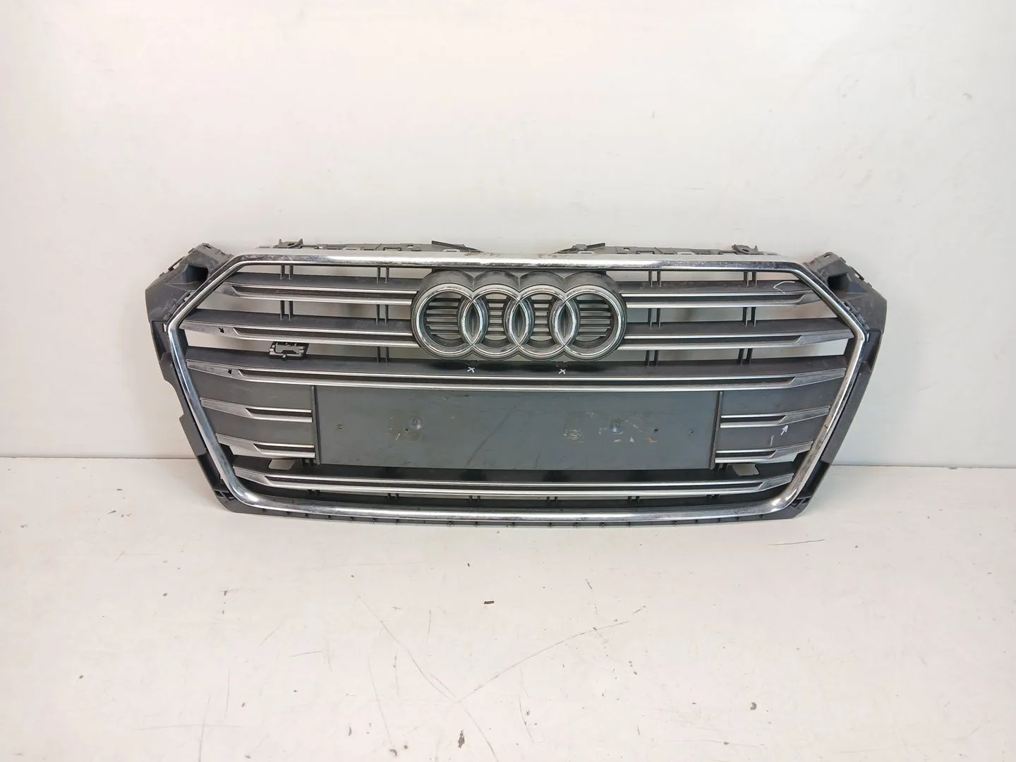Rejilla Paragolpes Central para Audi A5 (8T3)