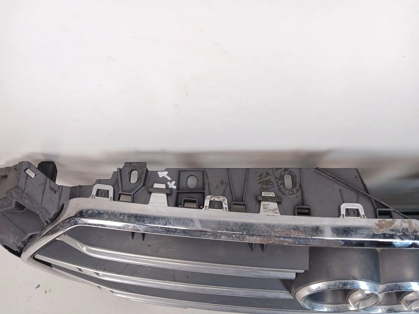 Rejilla Paragolpes Central para Audi A5 (8T3)