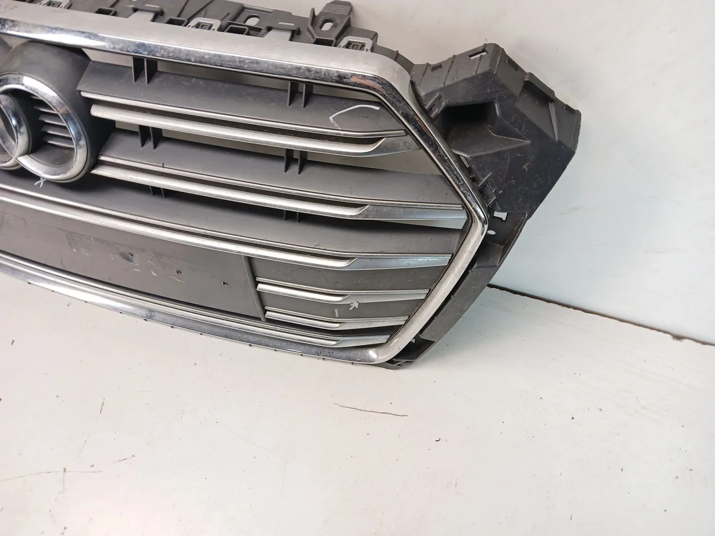 Rejilla Paragolpes Central para Audi A5 (8T3)