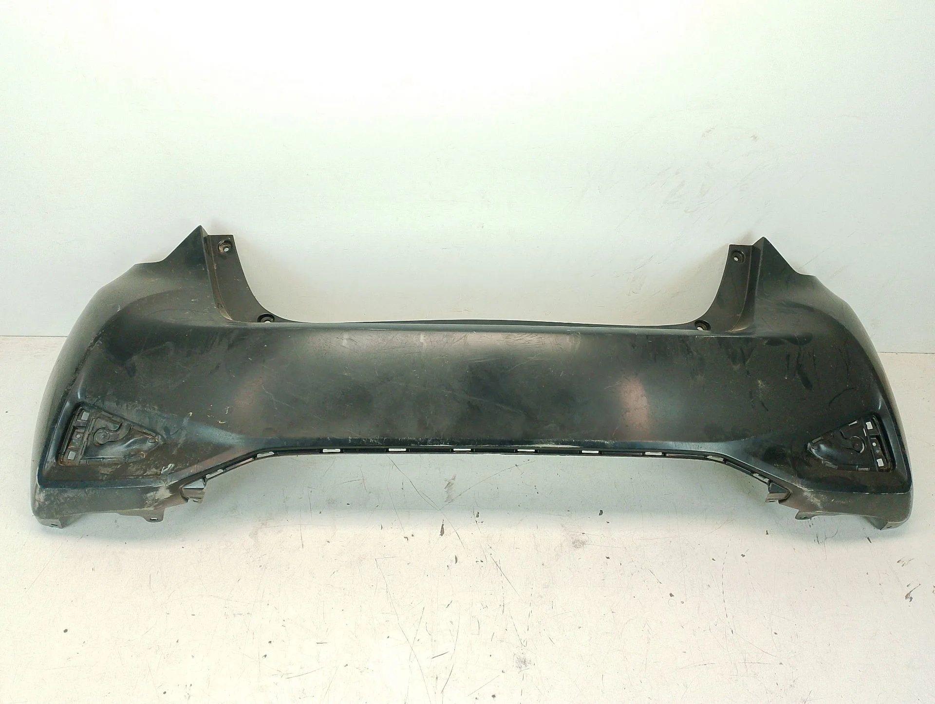 Paragolpes Trasero para Toyota Yaris