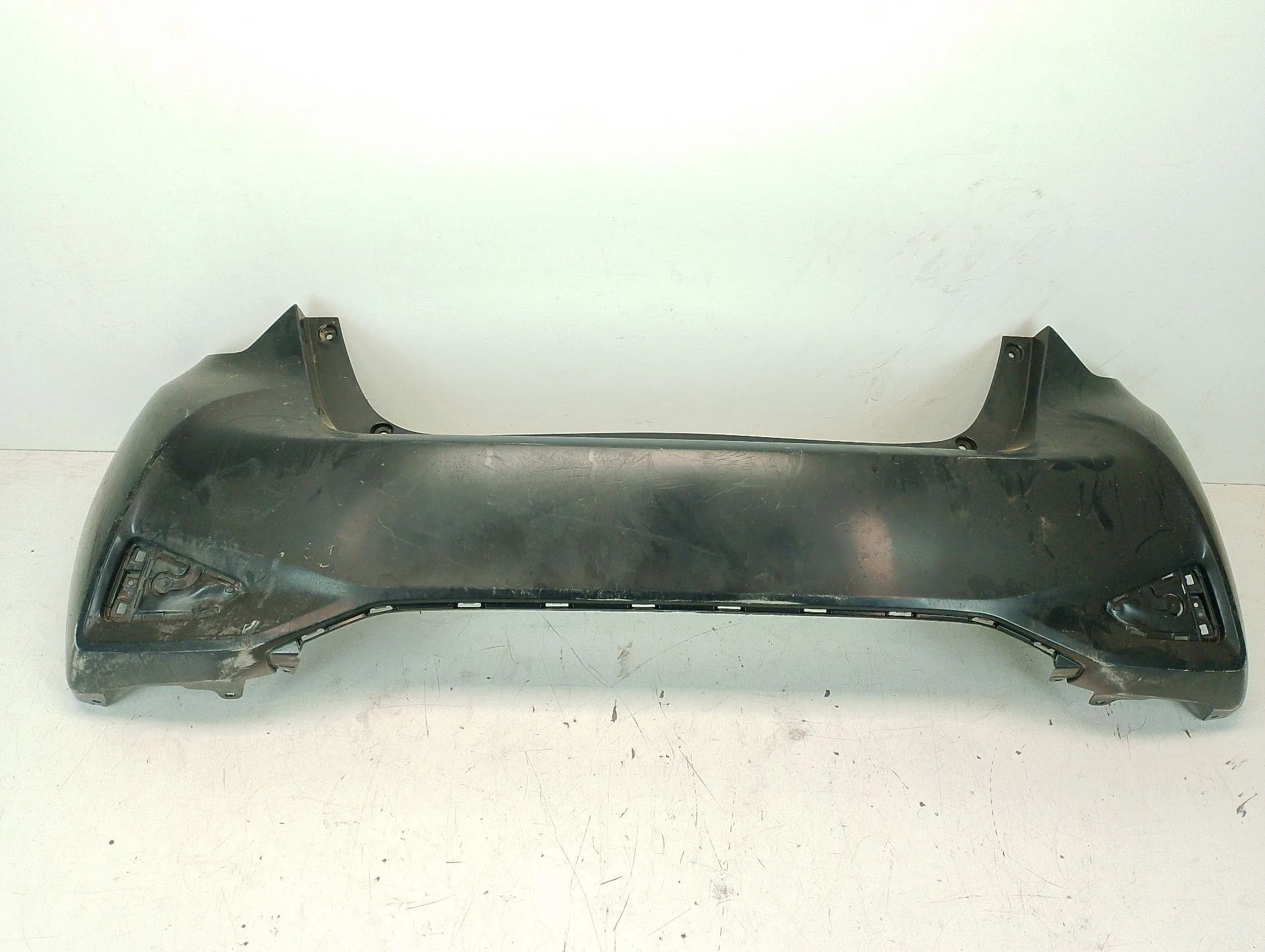 Paragolpes Trasero para Toyota Yaris