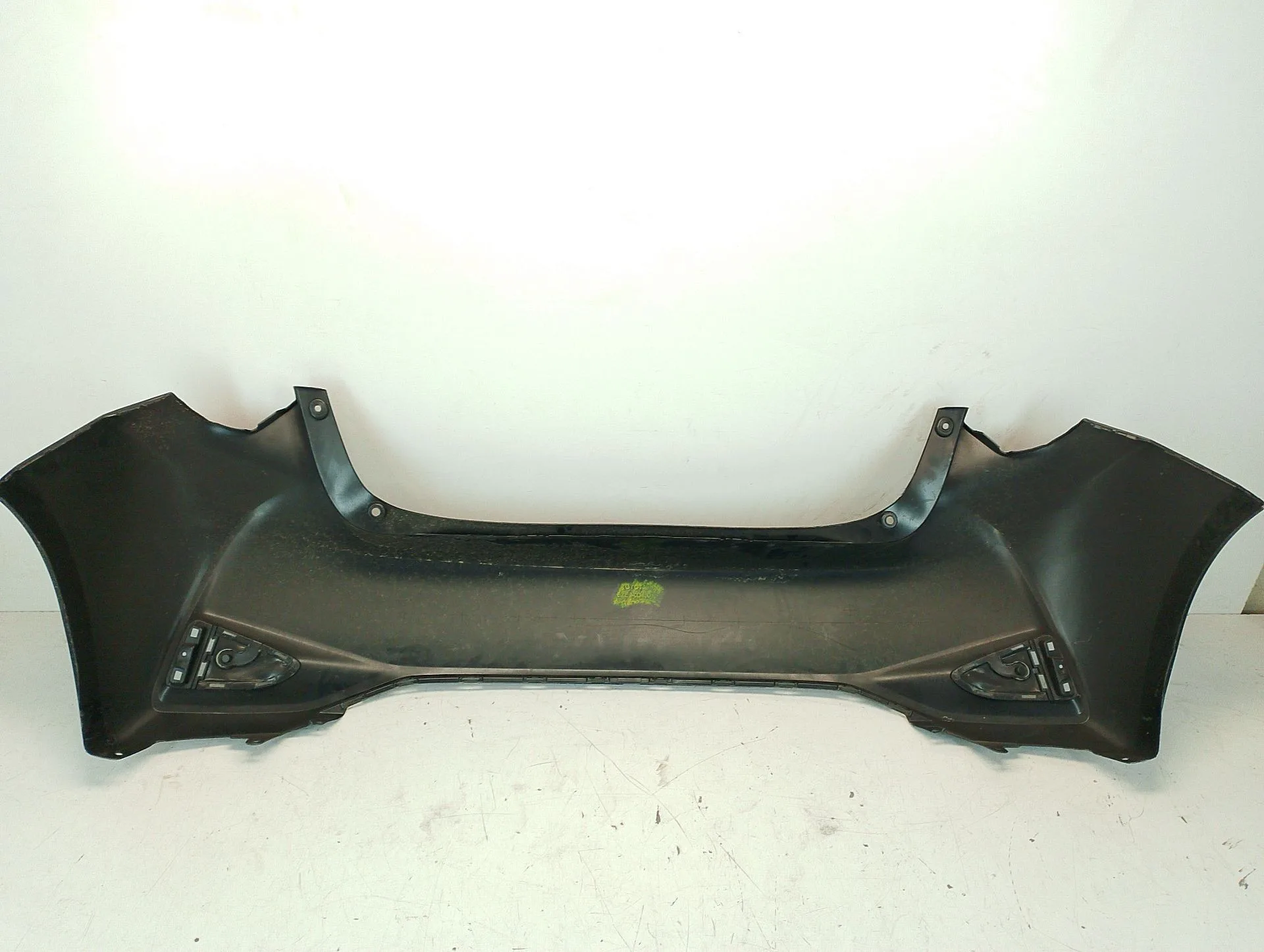 Paragolpes Trasero para Toyota Yaris