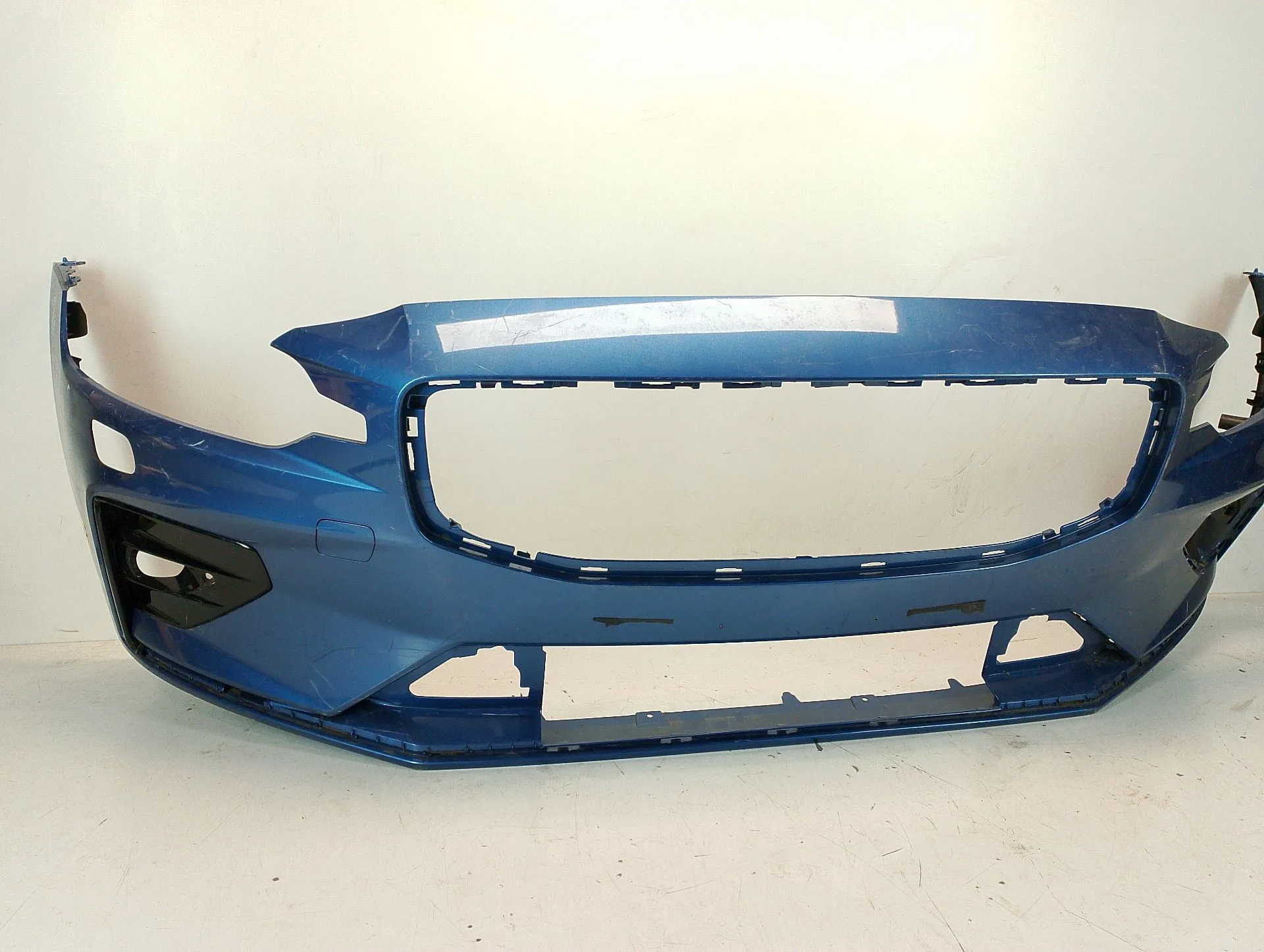 Paragolpes Delantero para Volvo V60 Ii (225)