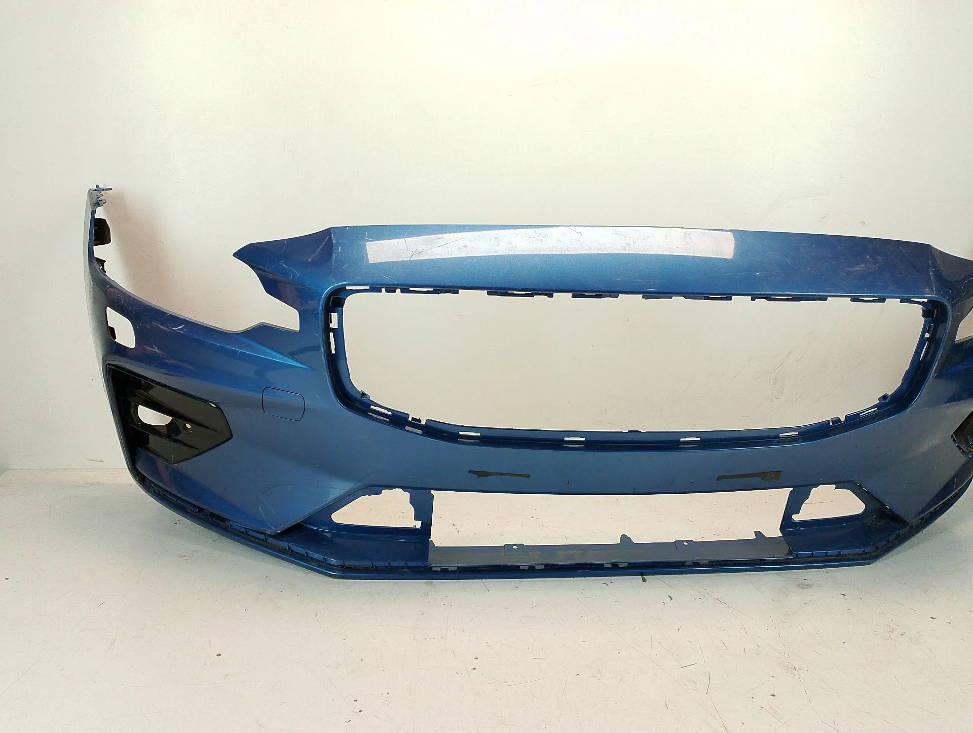 Paragolpes Delantero para Volvo V60 Ii (225)