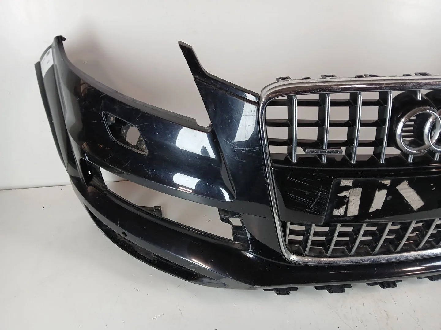 Paragolpes Delantero para Audi Q7 (4Lb)