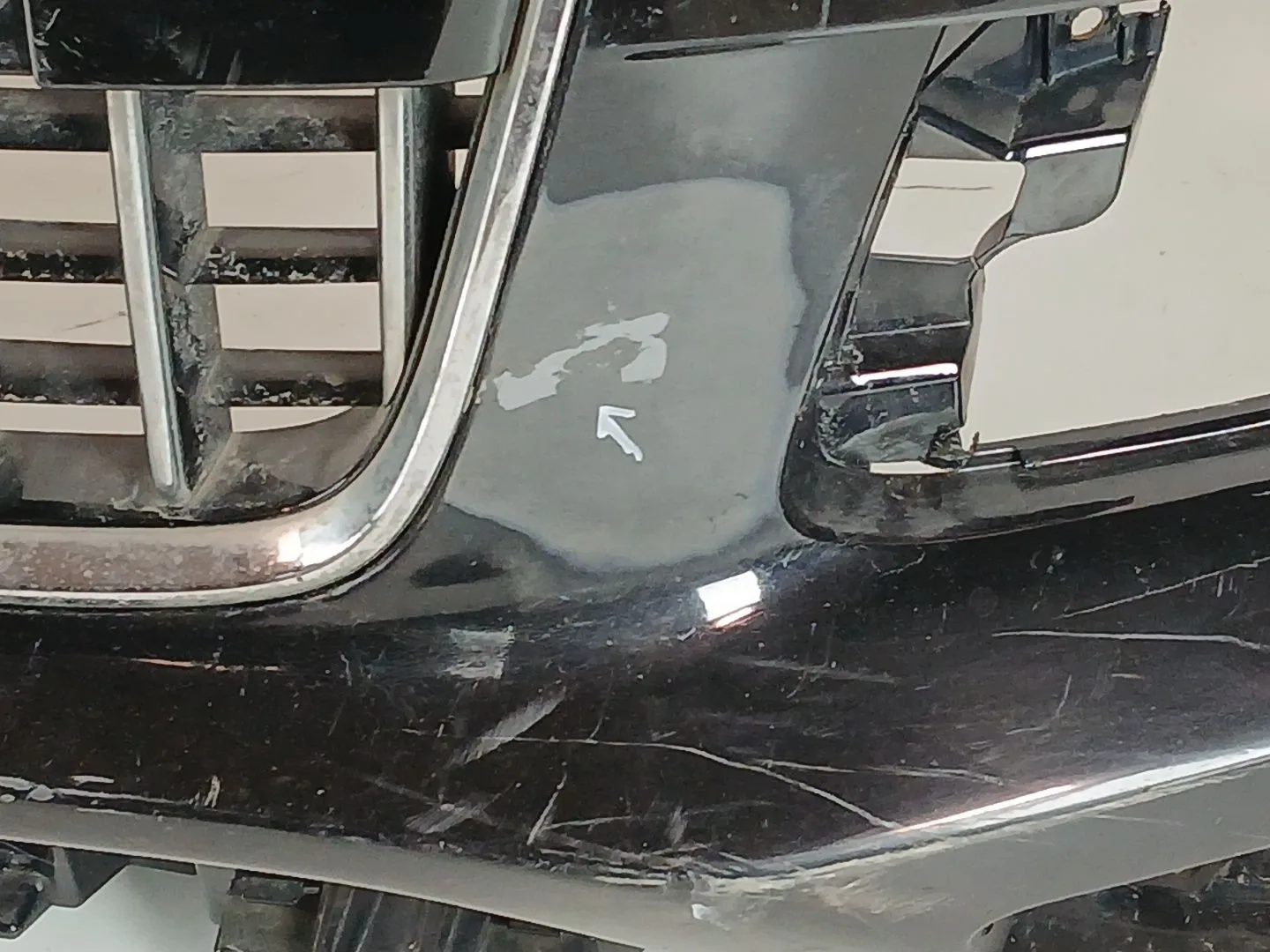 Paragolpes Delantero para Audi Q7 (4Lb)