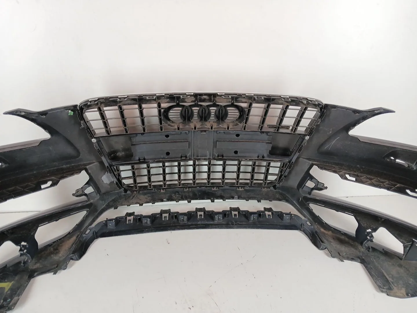Paragolpes Delantero para Audi Q7 (4Lb)