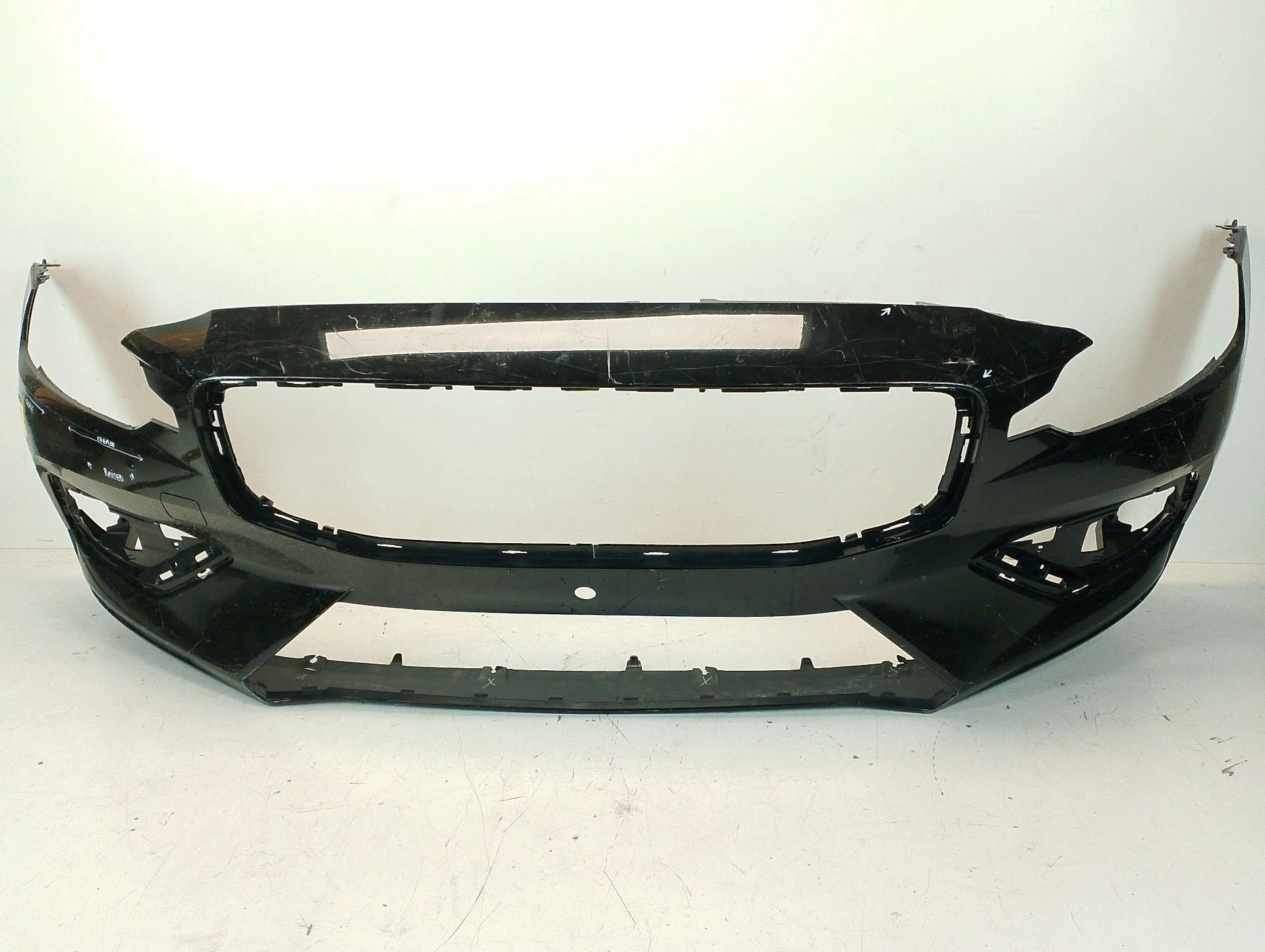 Paragolpes Delantero para Volvo V60 Ii (225)