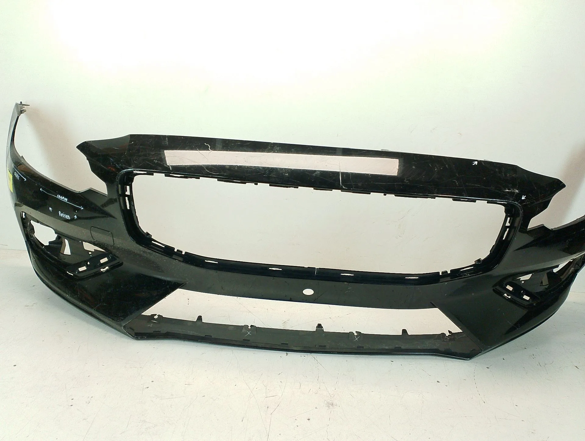 Paragolpes Delantero para Volvo V60 Ii (225)