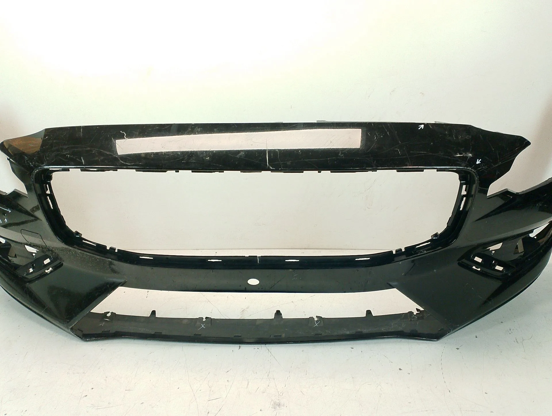 Paragolpes Delantero para Volvo V60 Ii (225)