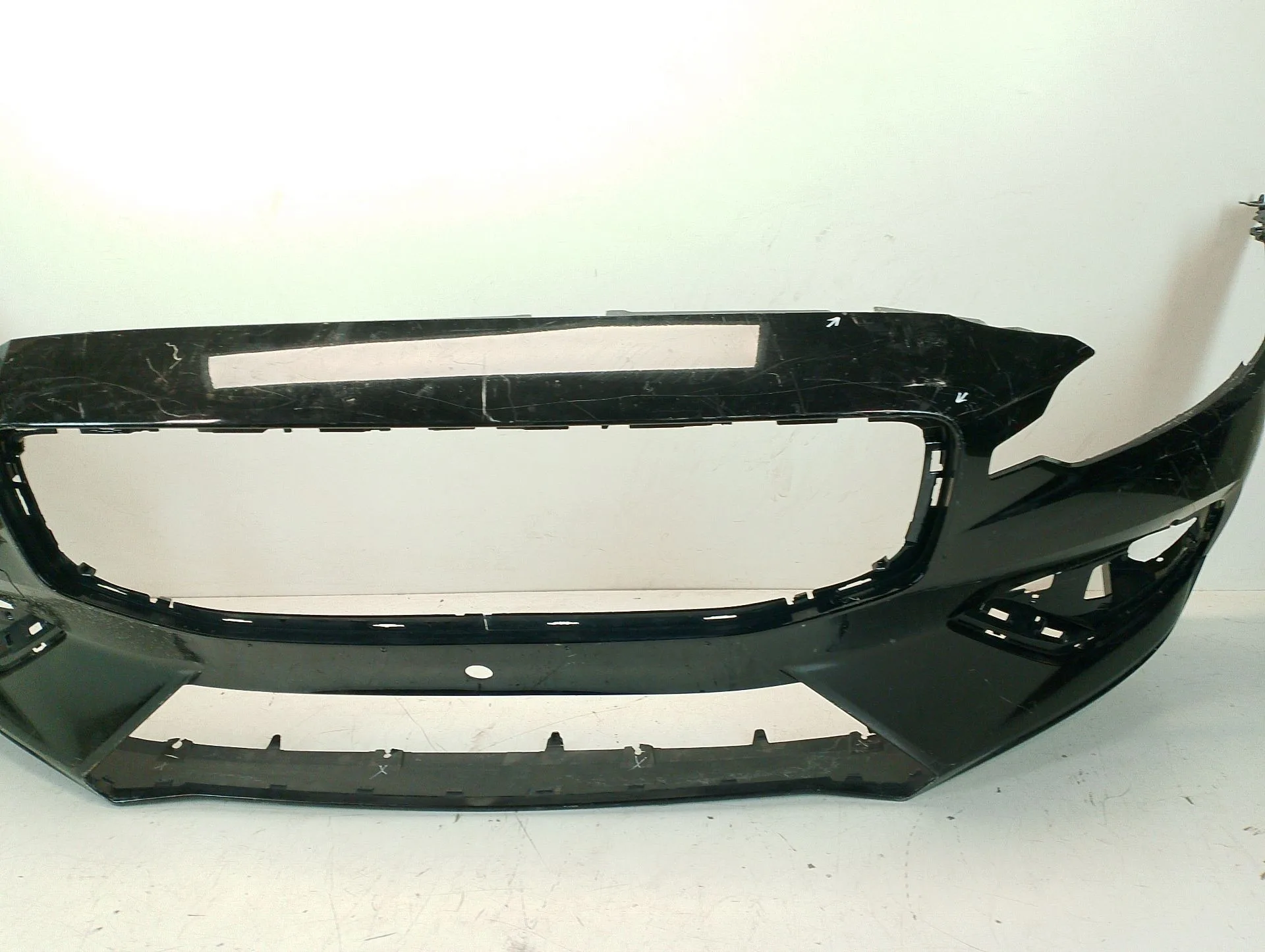 Paragolpes Delantero para Volvo V60 Ii (225)