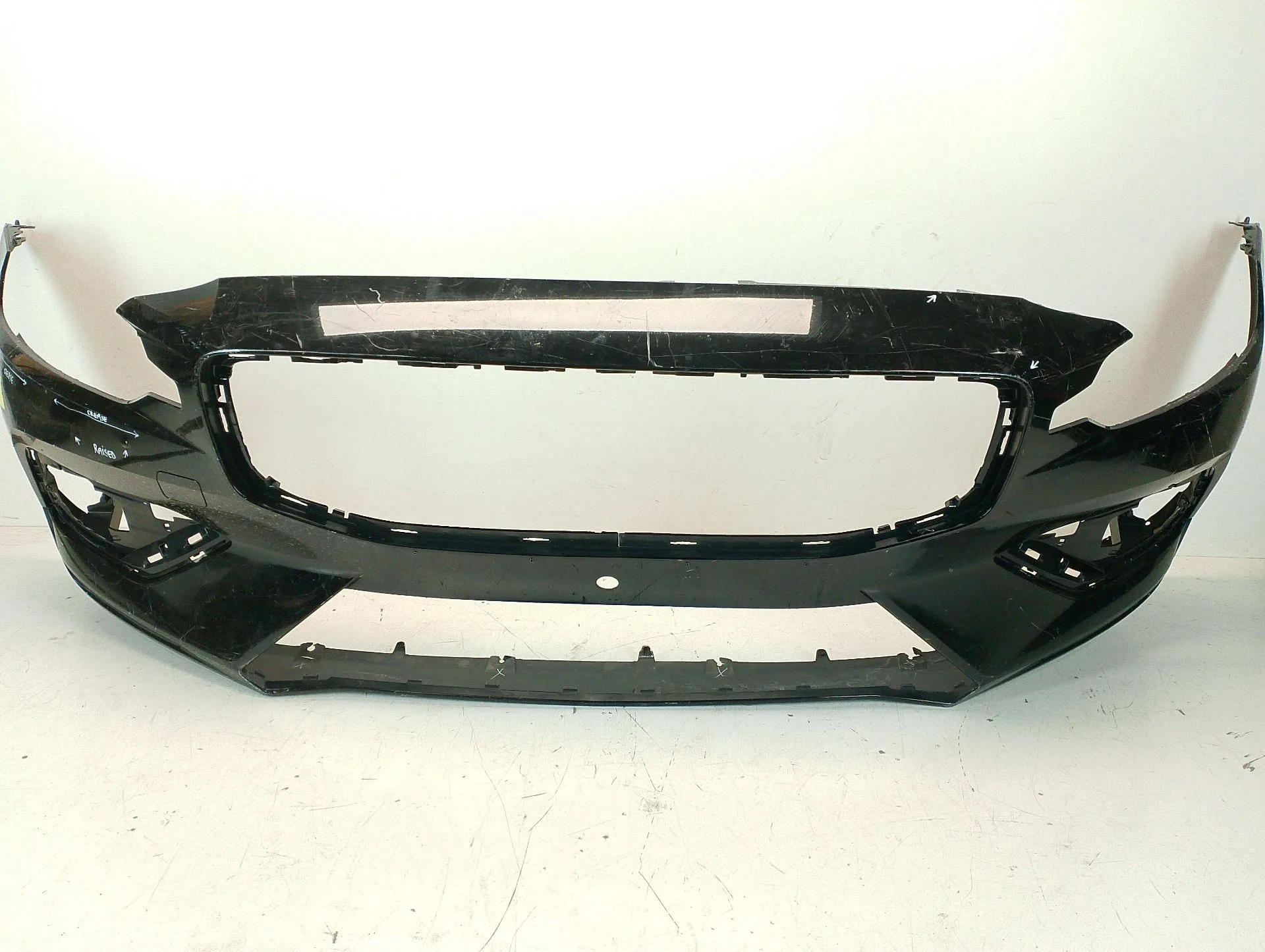 Paragolpes Delantero para Volvo V60 Ii (225)