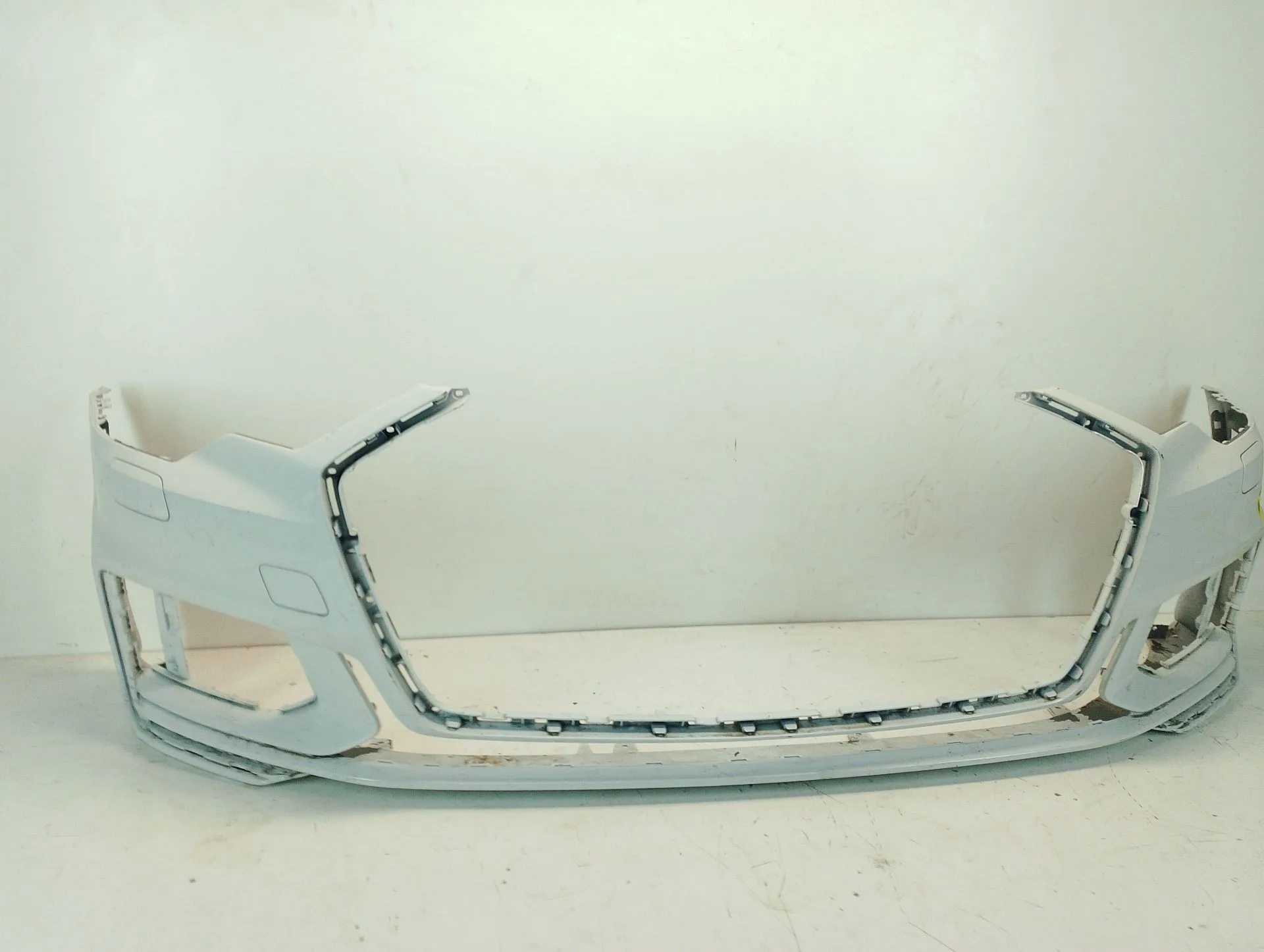 Paragolpes Delantero para Audi A6 C8 (4A2)