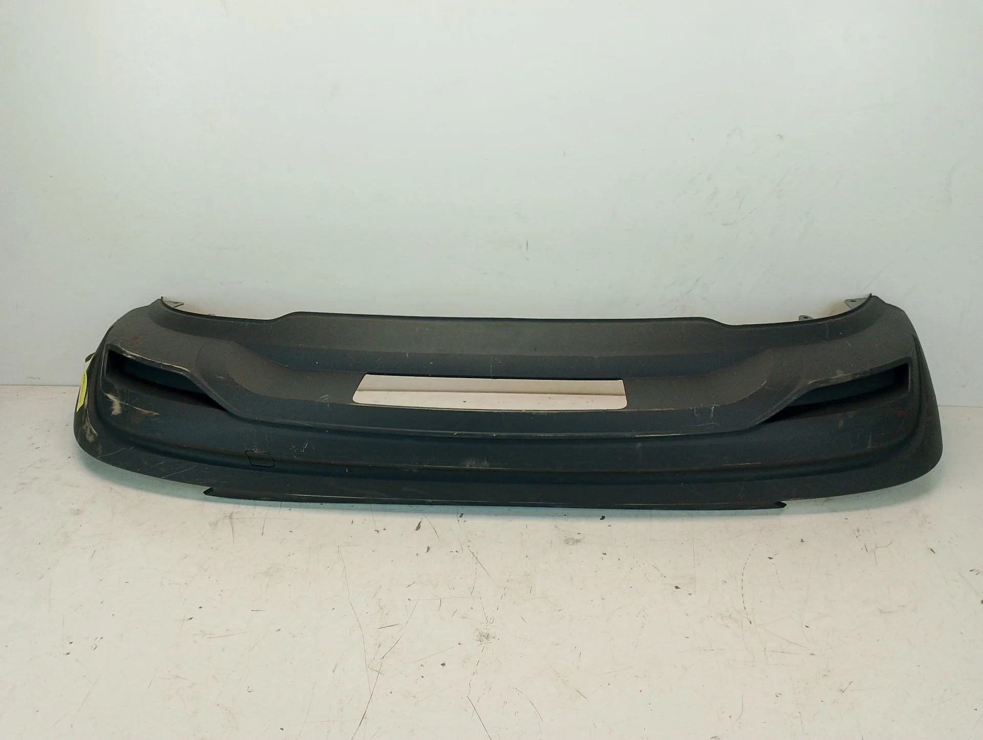 Spoiler Paragolpes Trasero para Audi Q3 (F3B)