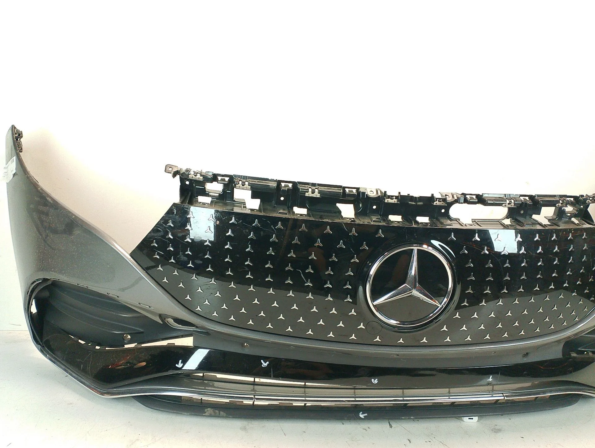 Paragolpes Delantero para Mercedes-Benz Eqb (X243)